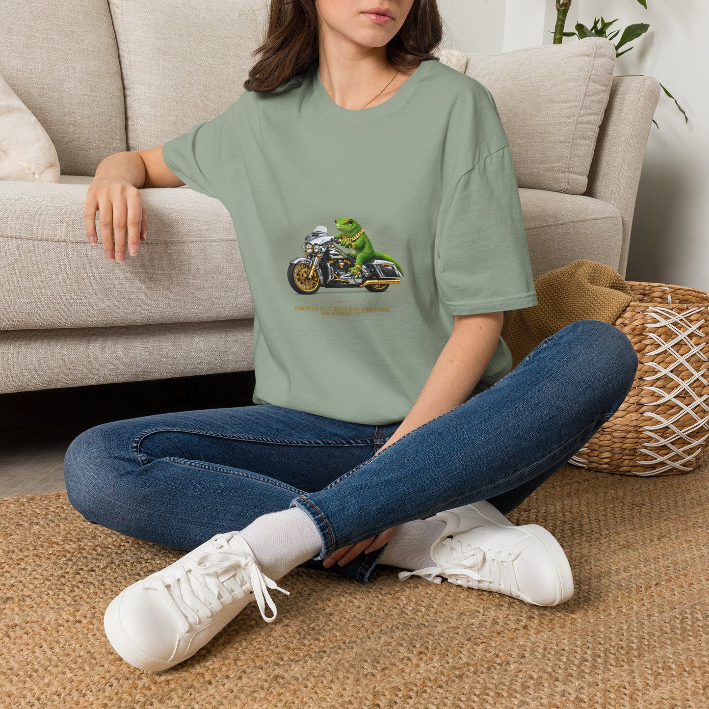 Gold Gecko Co.™ | Day Gecko Bagger | Day Gecko | Comfort Colors 6500