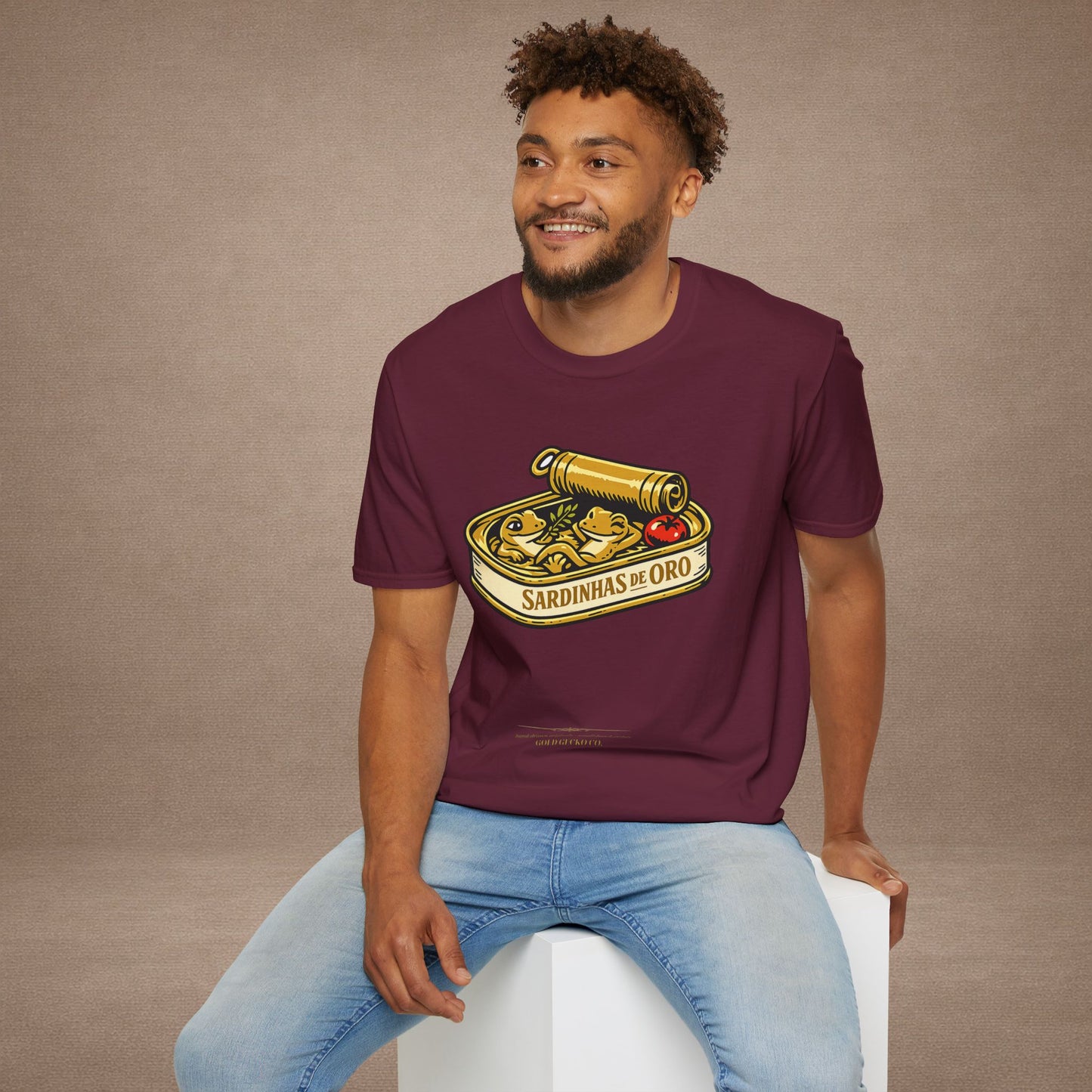 Sardinhas de Ouro Portuguese fish market graphic t-shirt — Gold Gecko Co.