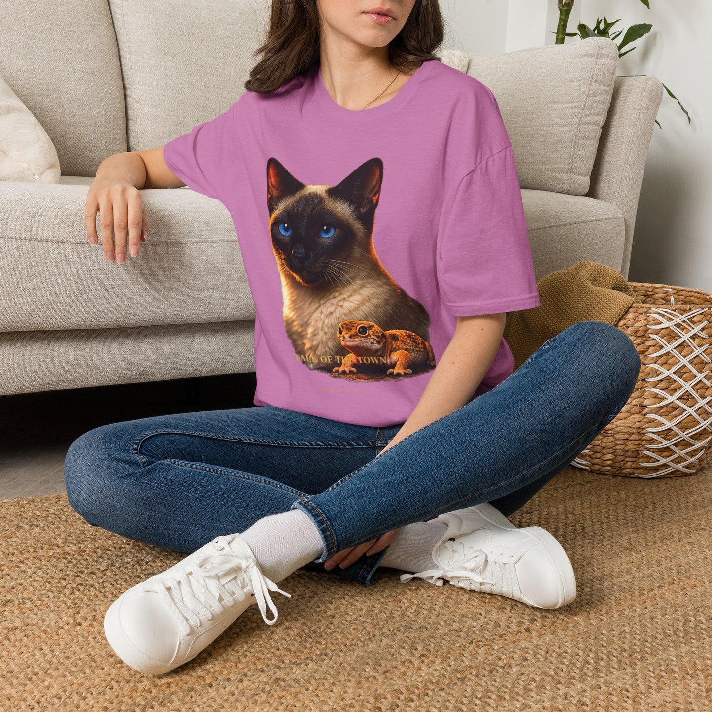 Siamese — Talk Of The Town — photoreal cat breed portraits paired with tiny gecko compani. Gold Gecko Co. Cats & Geckos collection.