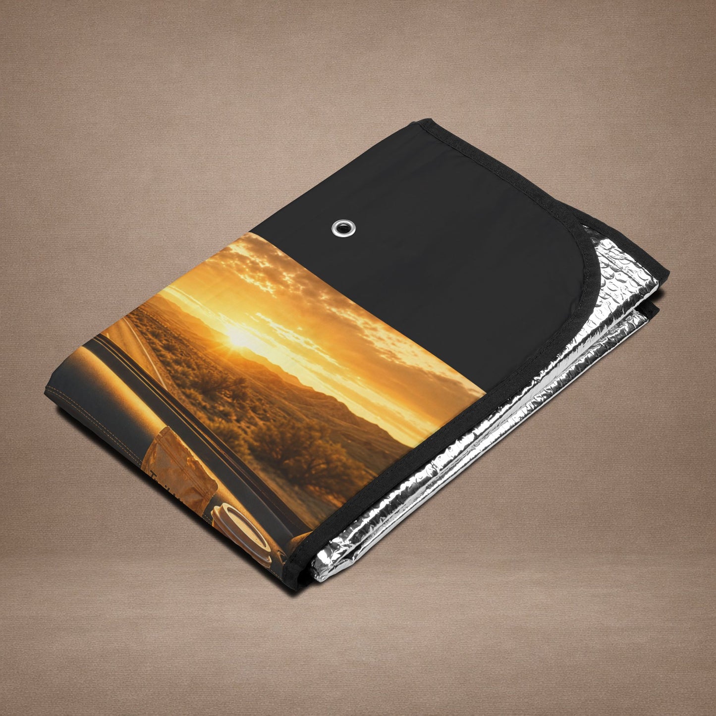 Col3001-4-V1-SS-ArtsAdd-RoadRoyalty-SunsetDrive-MultiGecko-Illustrated-GoldGeckoCo