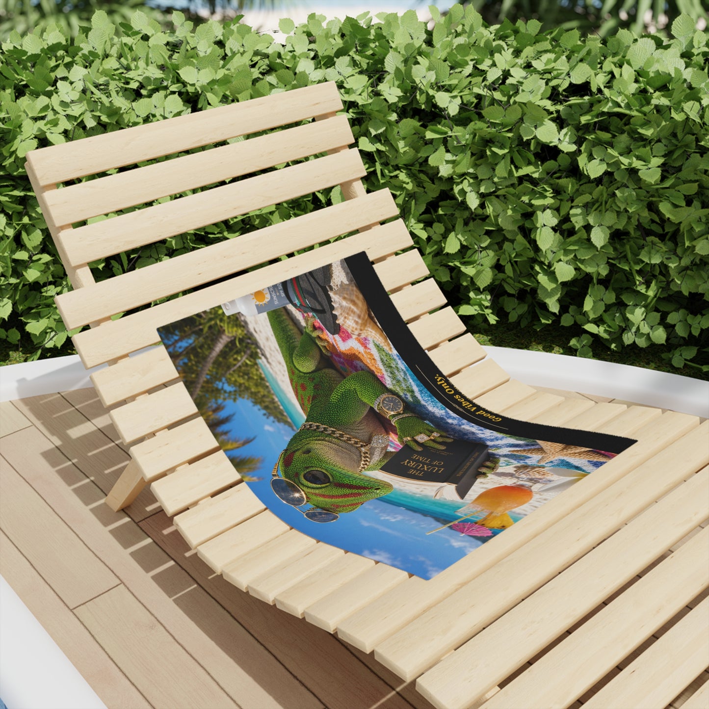 Col101-7-V1-BT-PrimaPrint-GoodVibesOnly-BeachReading-DayGecko-Realistic-GoldGeckoCo