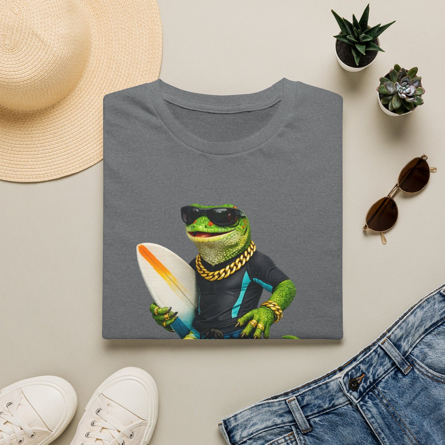 Gold Gecko Co.™ | Scaling Waves | Crested Gecko | Comfort Colors 6500