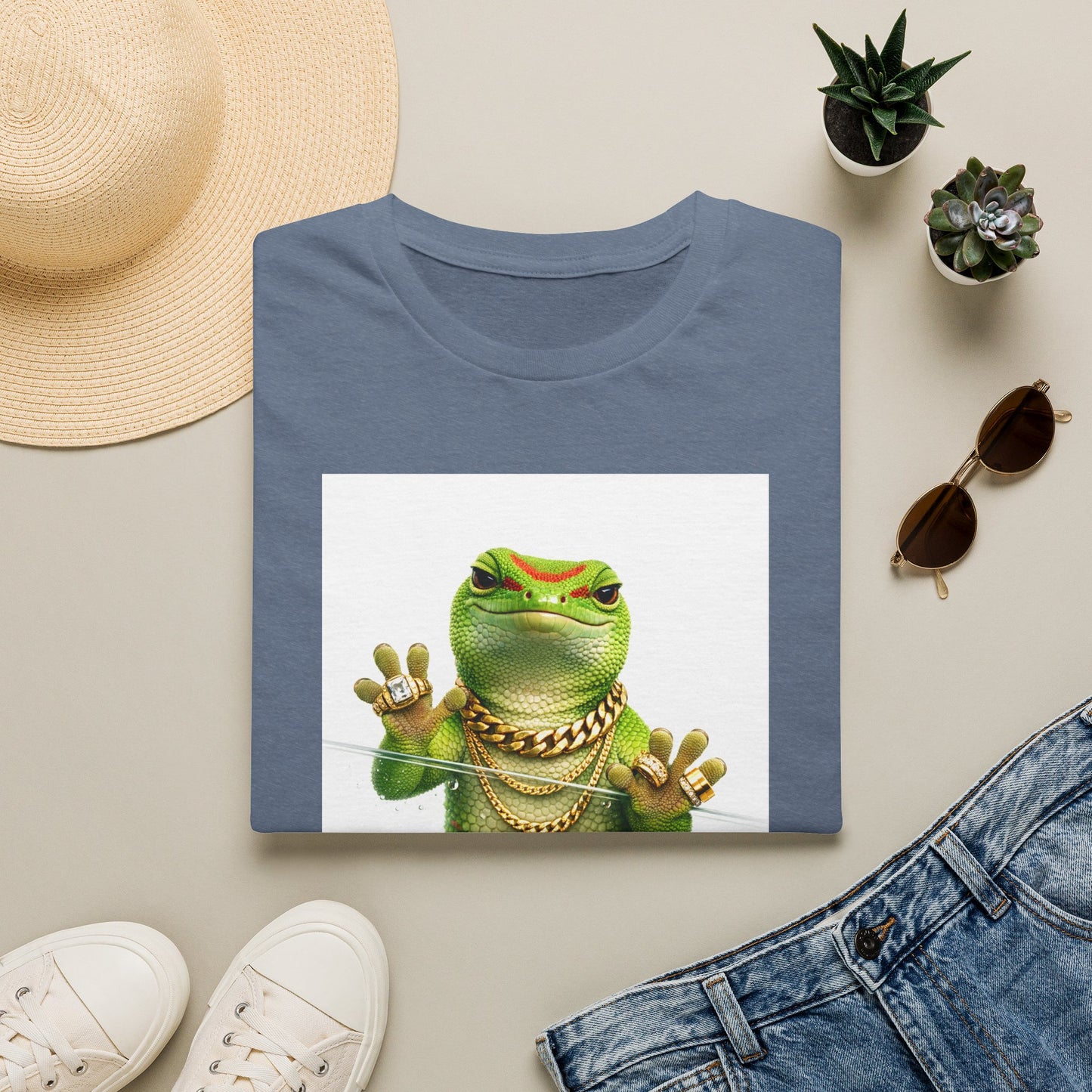 Gold Gecko Co.™ | Glass | Day Gecko | Comfort Colors 6500