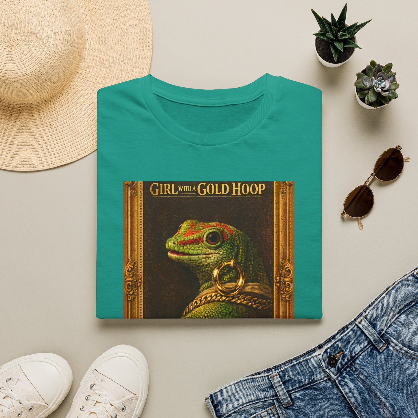 Col1119-7-V1-TS-CC6500-GoldHoopGirl-Crested-GoldGeckoCo