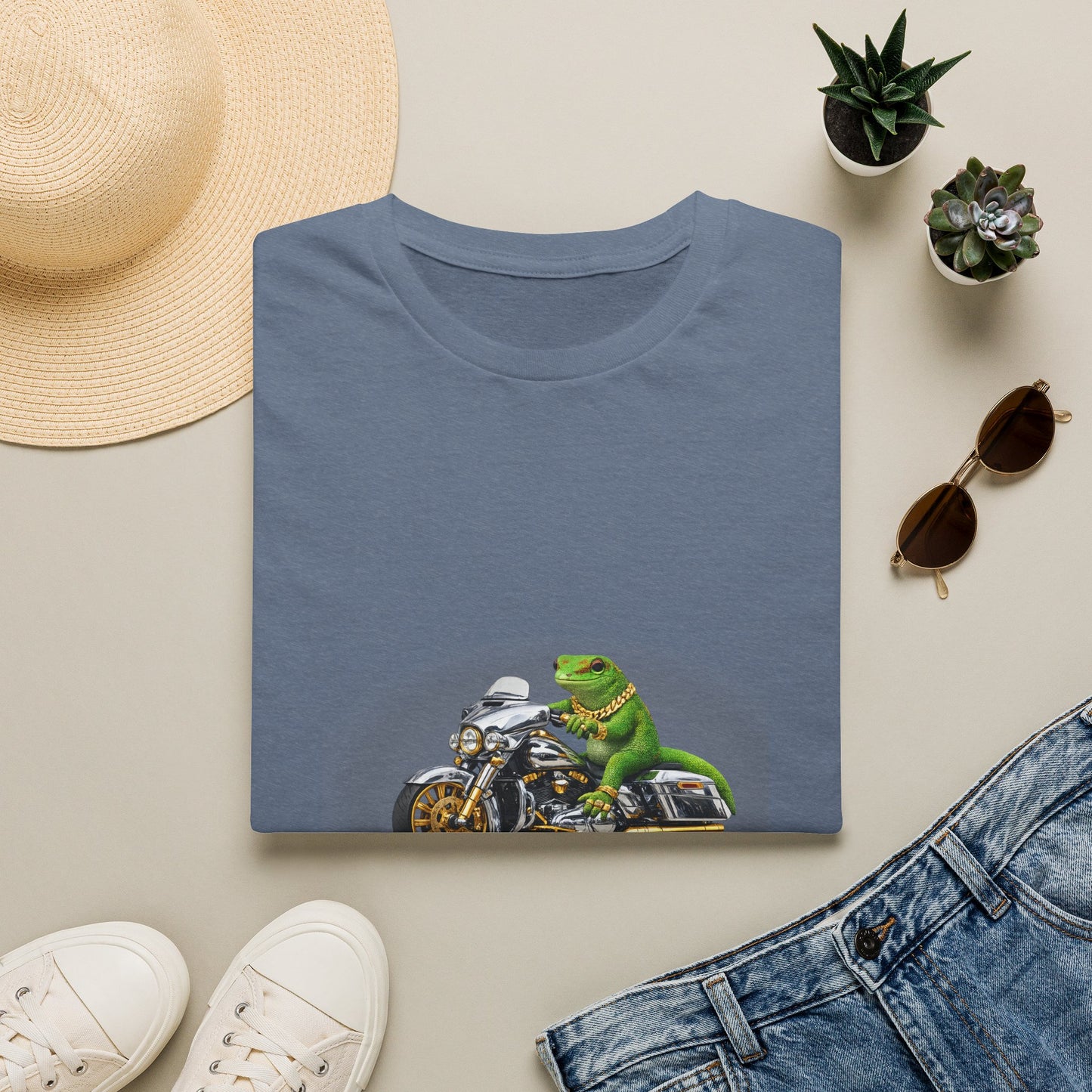Gold Gecko Co.™ | Day Gecko Bagger | Day Gecko | Comfort Colors 6500