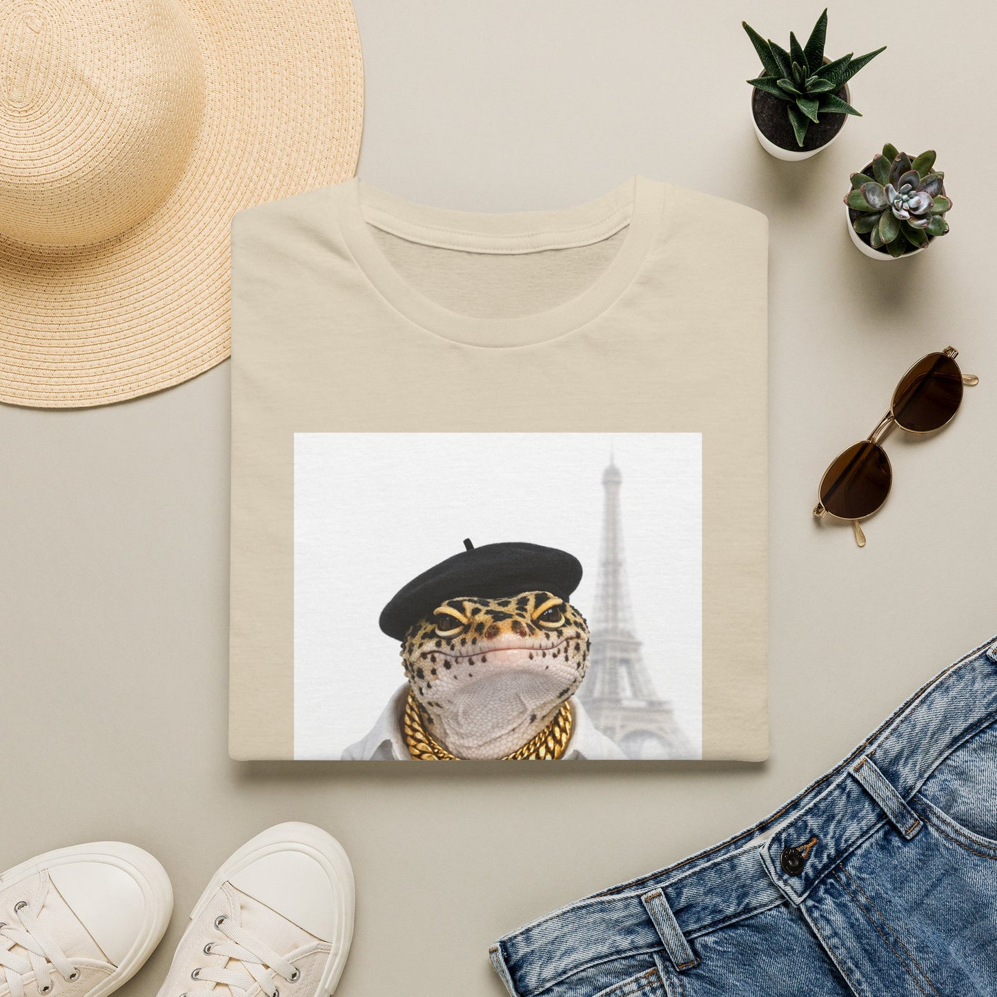 Gold Gecko Co.™ | Eiffel Tower | Crested Gecko | Comfort Colors 6500