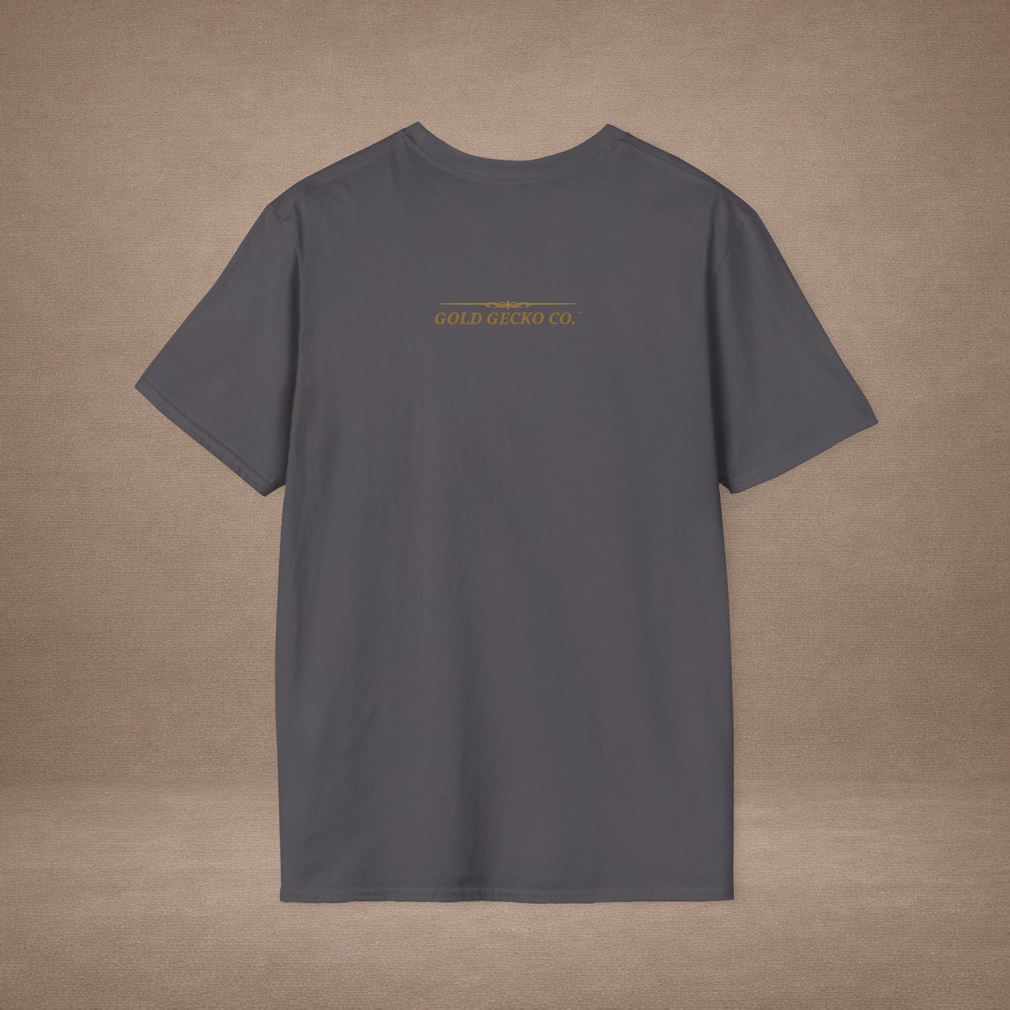 Topaz Golden Retriever single-line art with topaz gold gem eye — Gold Gecko Co. Line & Gold collection (Dark)