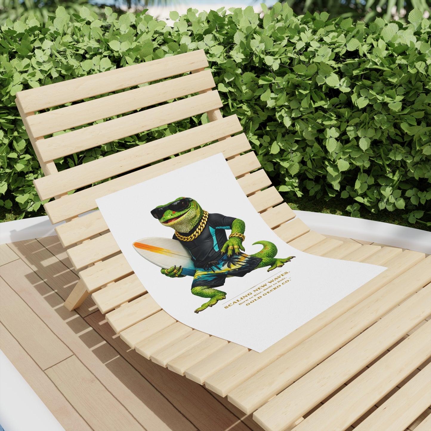 Col2002-01-V1-BT-PrimaPrint-ScalingNewWaves-Surfer-DayGecko-Illustrated-GoldGeckoCo
