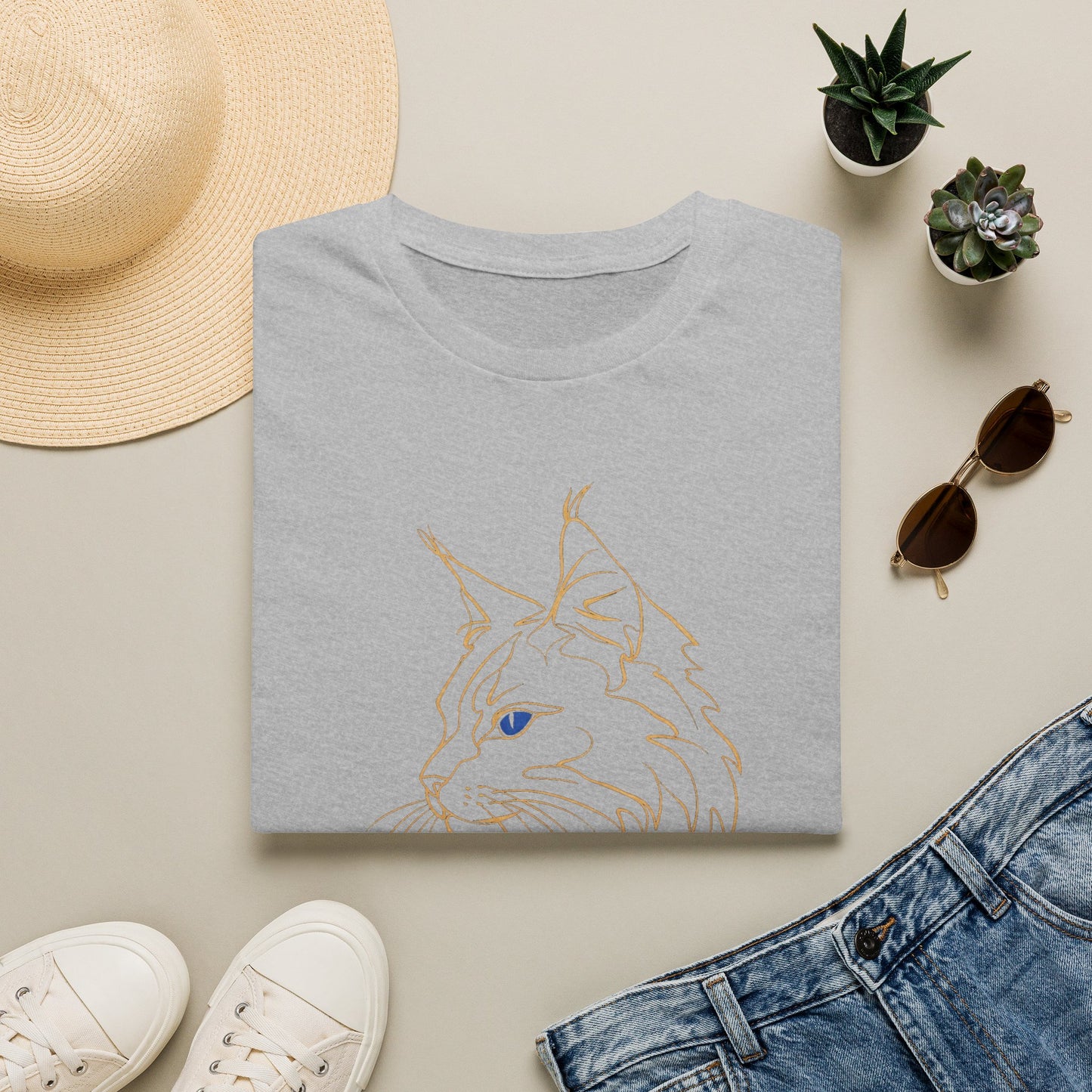 Sapphire Maine Coon single-line art with sapphire blue gem eye — Gold Gecko Co. Line & Gold collection (Dark)