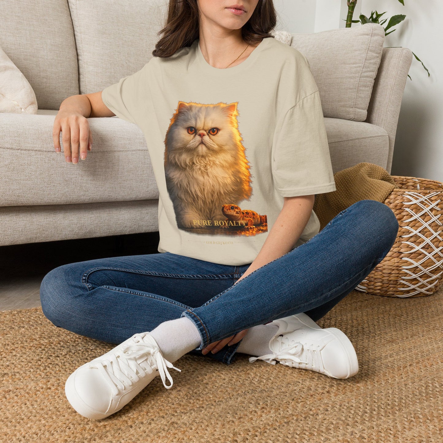 Persian — Pure Royalty — photoreal cat breed portraits paired with tiny gecko compani. Gold Gecko Co. Cats & Geckos collection.