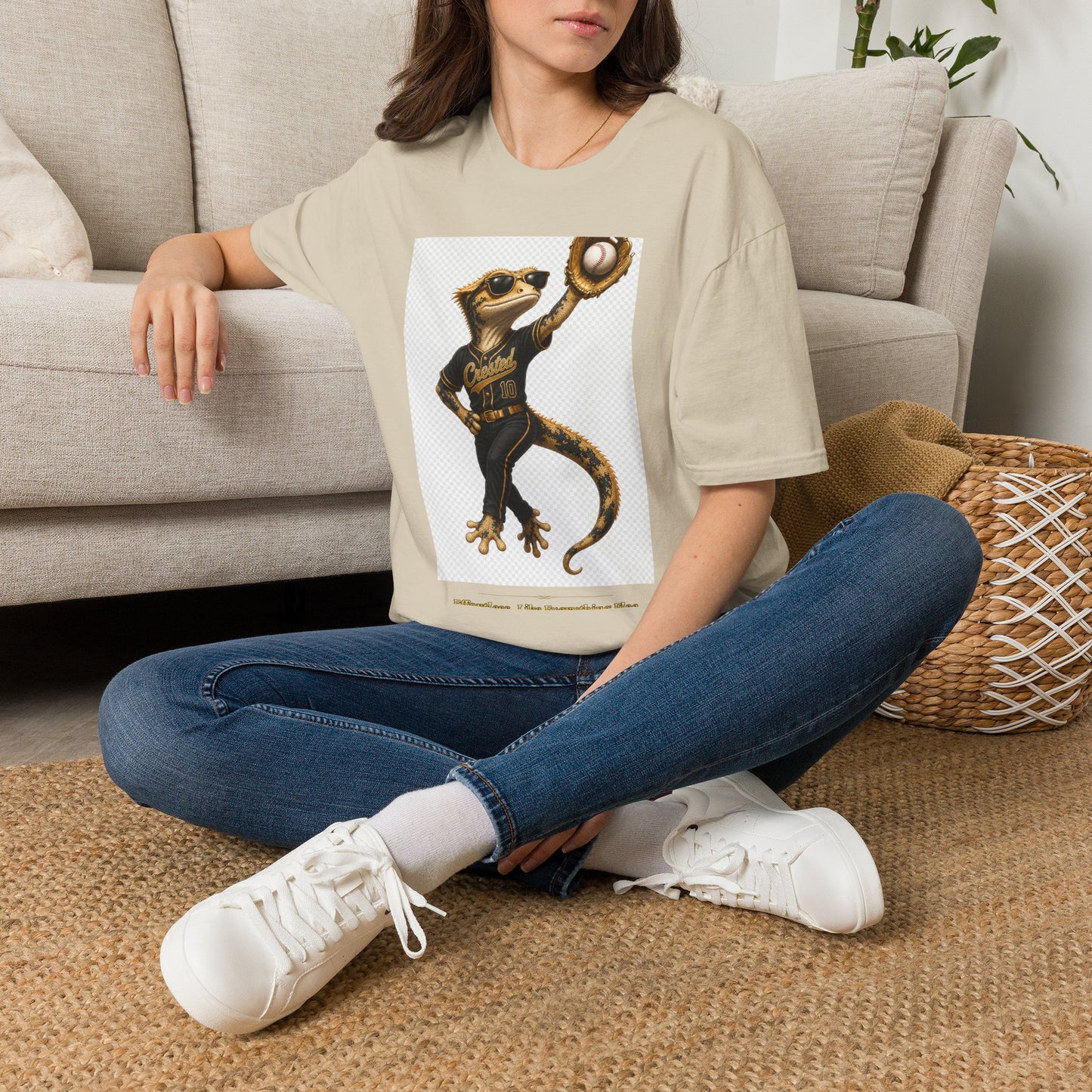 Gold Gecko Co. | Effortless. Like Everything Else. | Outfielder Gecko Tee