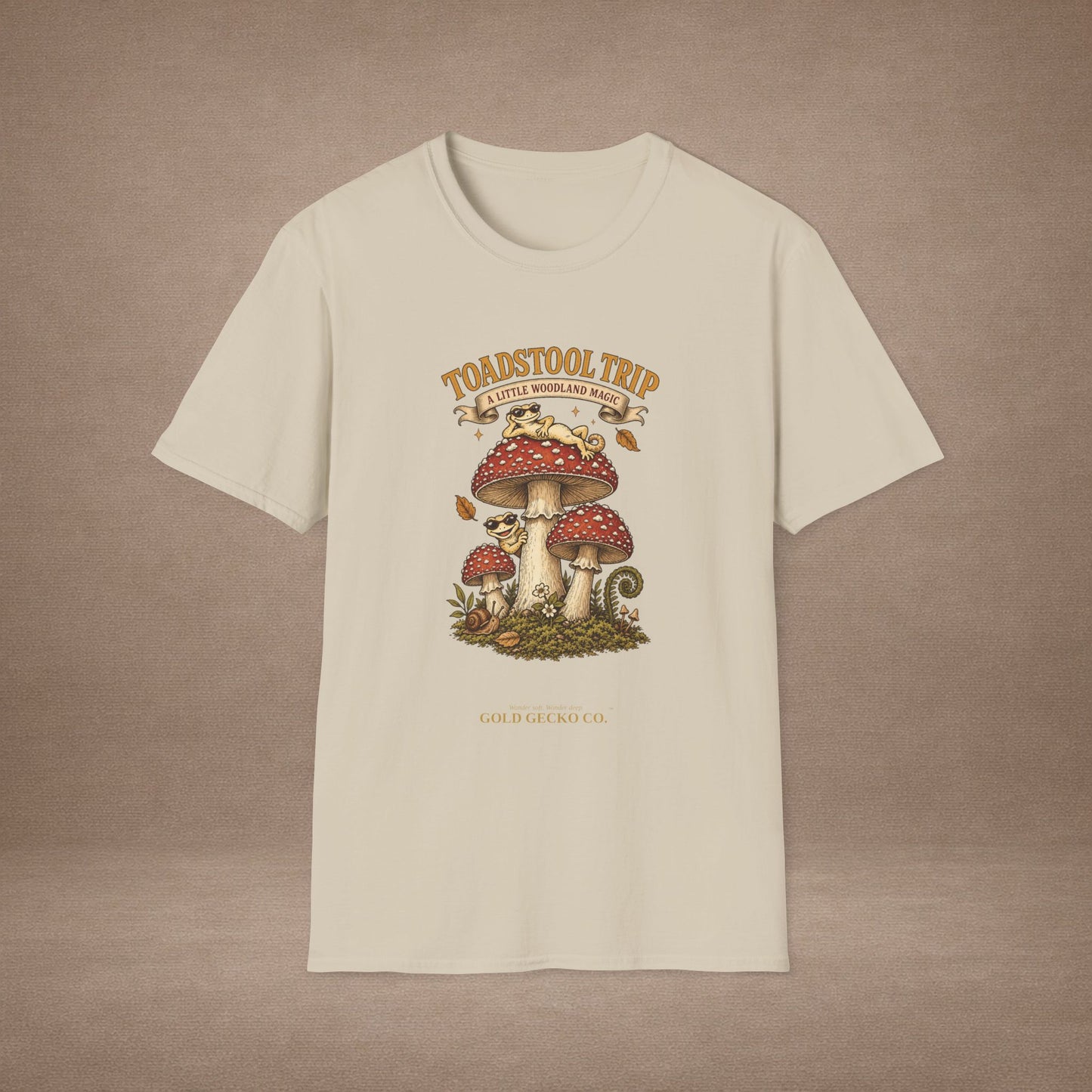 Toadstool Trip cottagecore mushroom & gecko t-shirt — Gold Gecko Co.