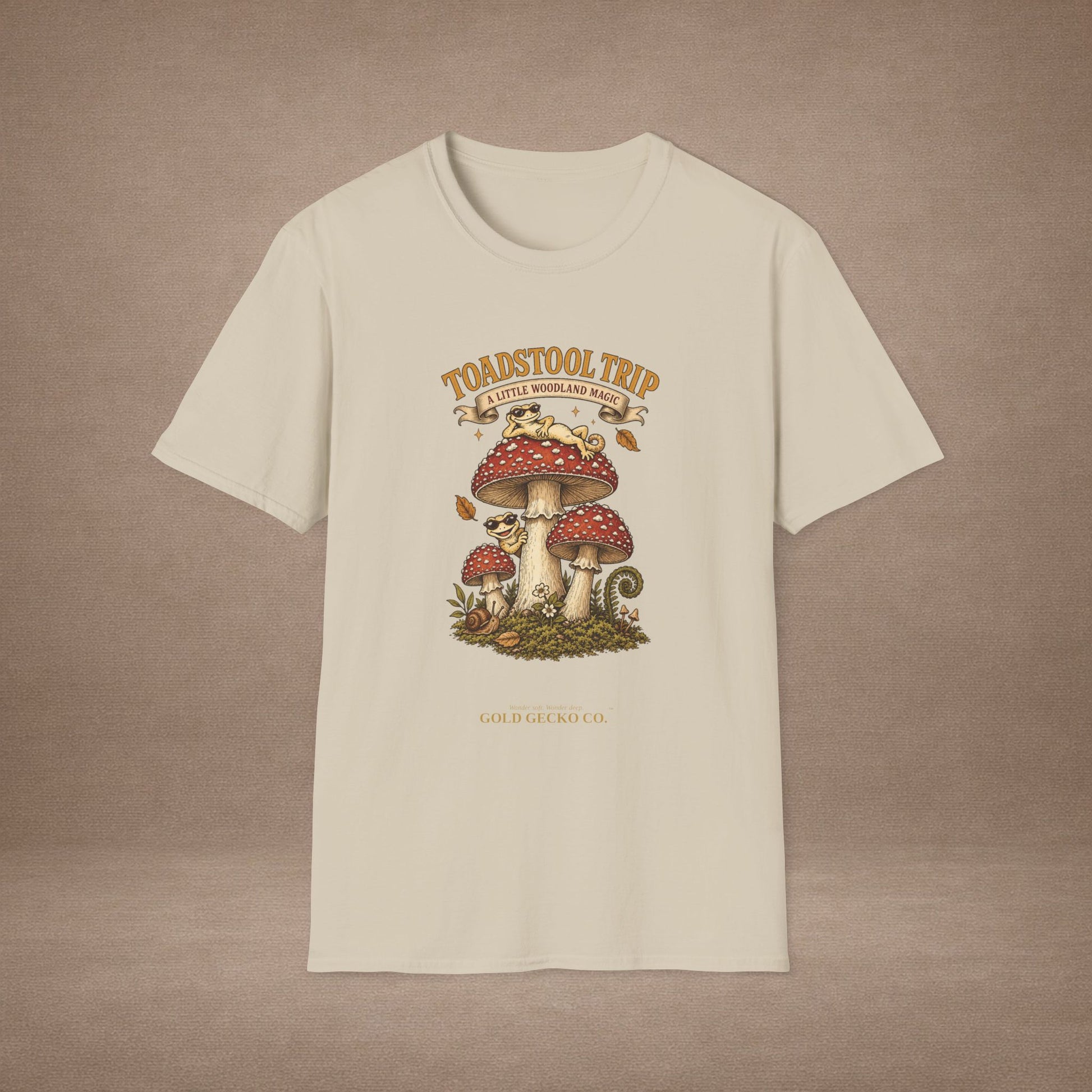 Toadstool Trip cottagecore mushroom & gecko t-shirt — Gold Gecko Co.