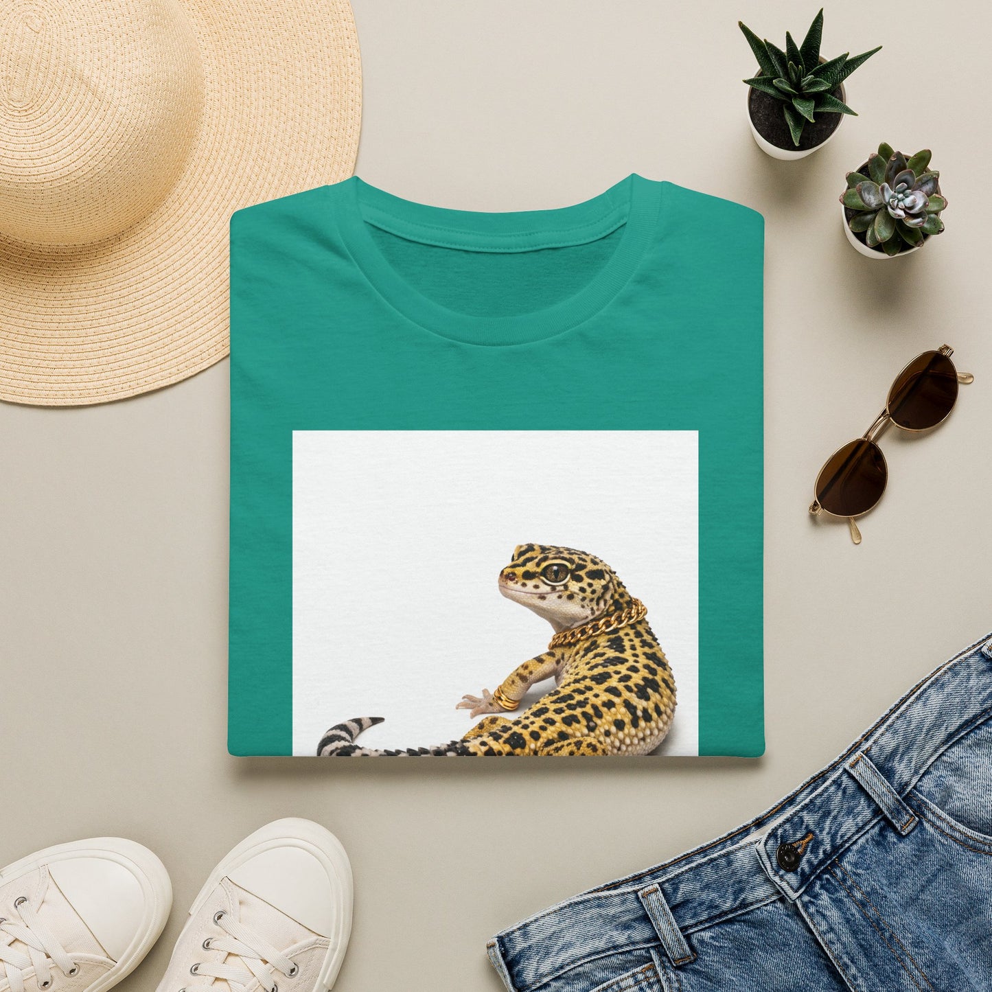 Gold Gecko Co.™ | Side Eye | Leopard Gecko | Comfort Colors 6500