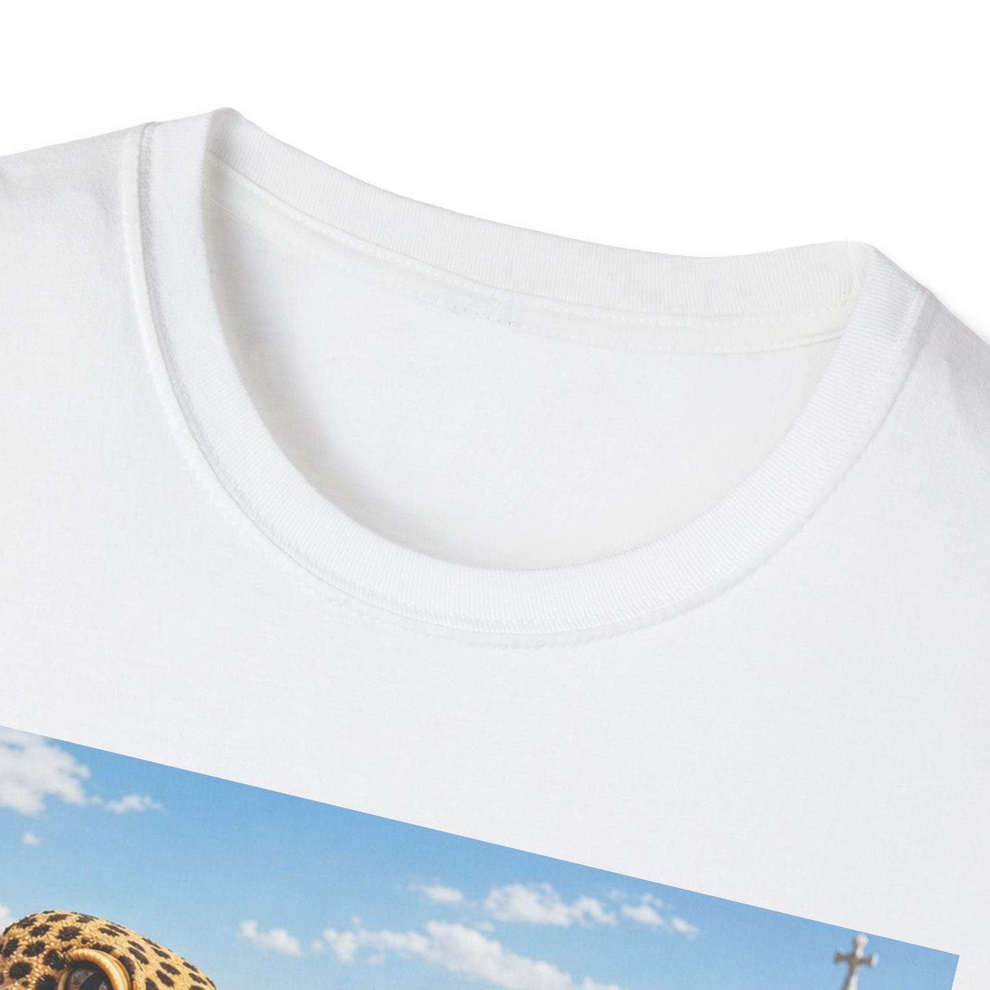 Col1137-02-V9-TS-CC6500-ParkGuell-MosaicHearts-GoldGeckoCo