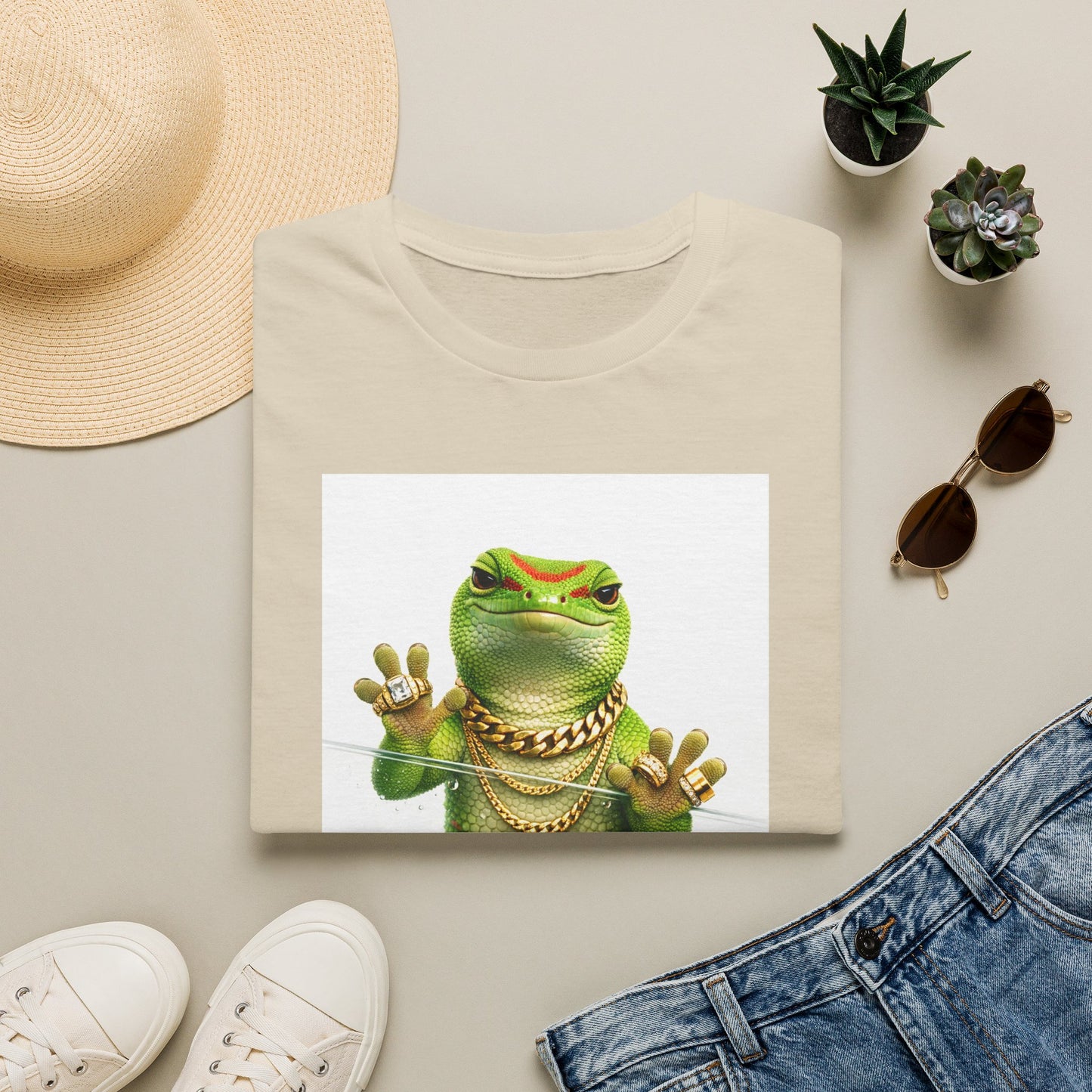 Gold Gecko Co.™ | Glass | Day Gecko | Comfort Colors 6500