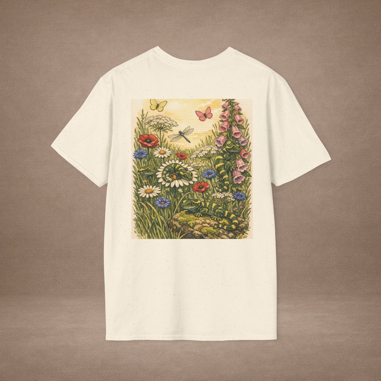 Field of Wildflowers cottagecore gecko t-shirt · Garden Gecko · Gold Gecko Co.