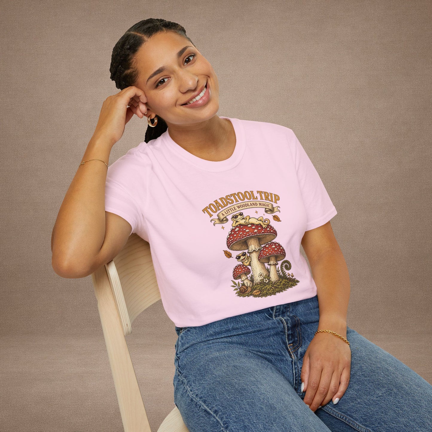 Toadstool Trip cottagecore mushroom & gecko t-shirt — Gold Gecko Co.