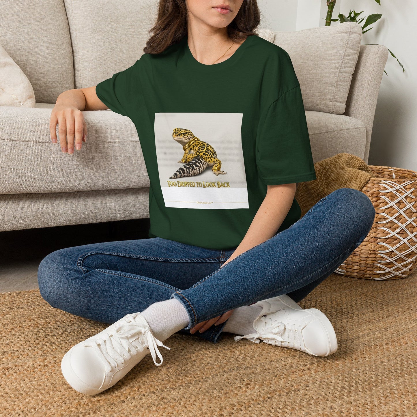Col1101-7-V1-TS-CC6500-TooDrippedToLookBack-Crested-GoldGeckoCo