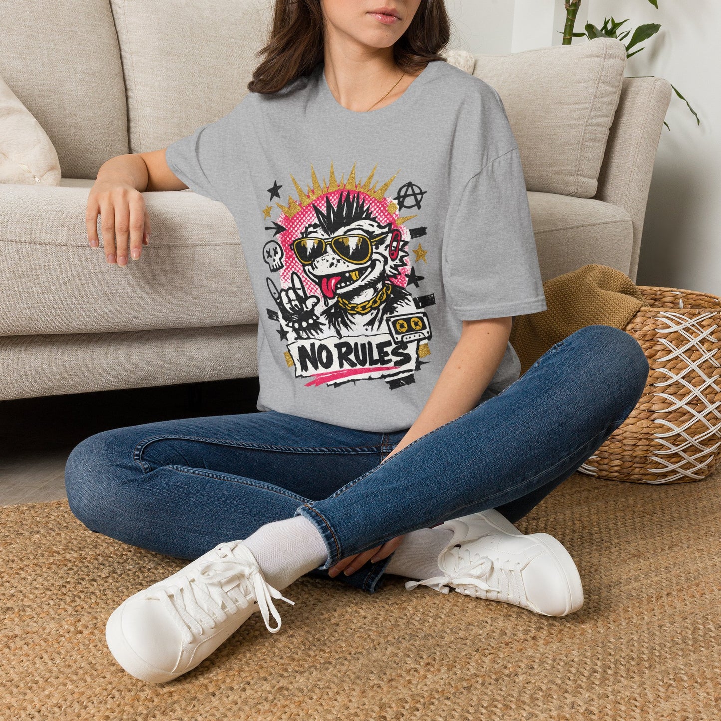 Col1190-01-V2-TS-CC6500-Sk8GeckoZine-GoldGeckoCo
