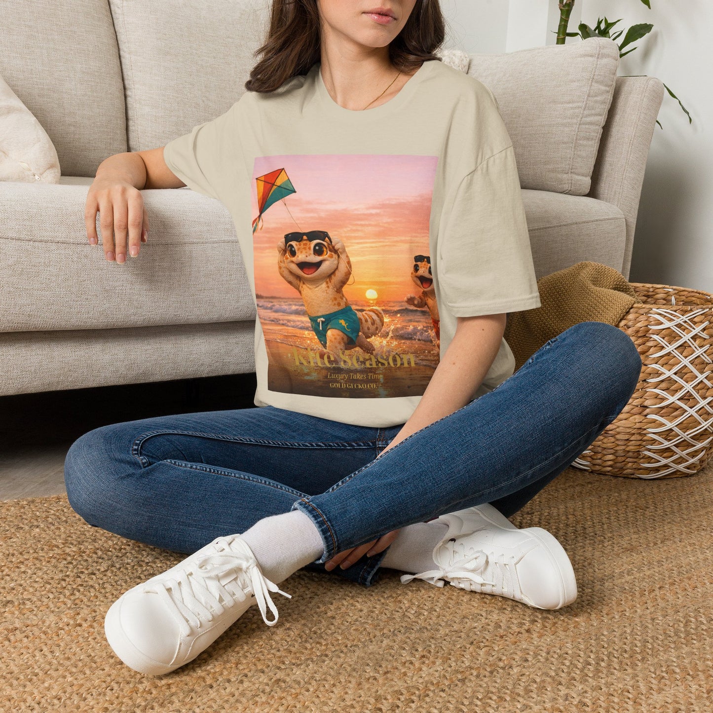 Col1404-02-V2-TS-Gildan64000-KiteSeason-Realistic-GoldGeckoCo