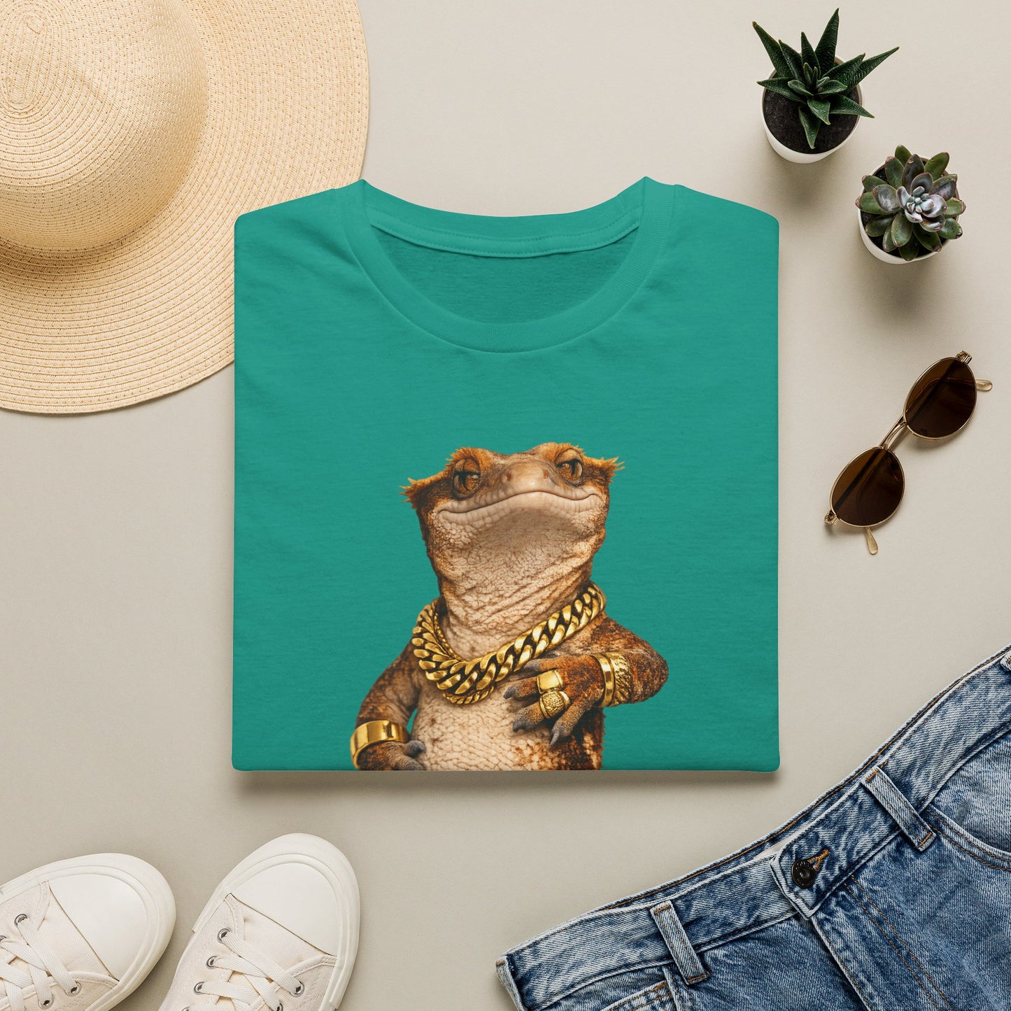 Gold Gecko Co.™ | Ya Llegué | Crested Gecko | Comfort Colors 6500