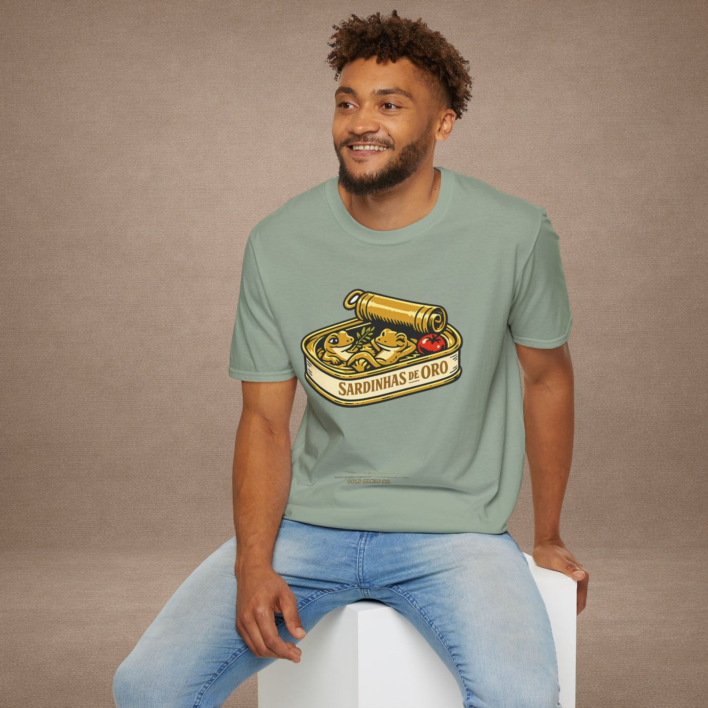 Sardinhas de Ouro Portuguese fish market graphic t-shirt — Gold Gecko Co.