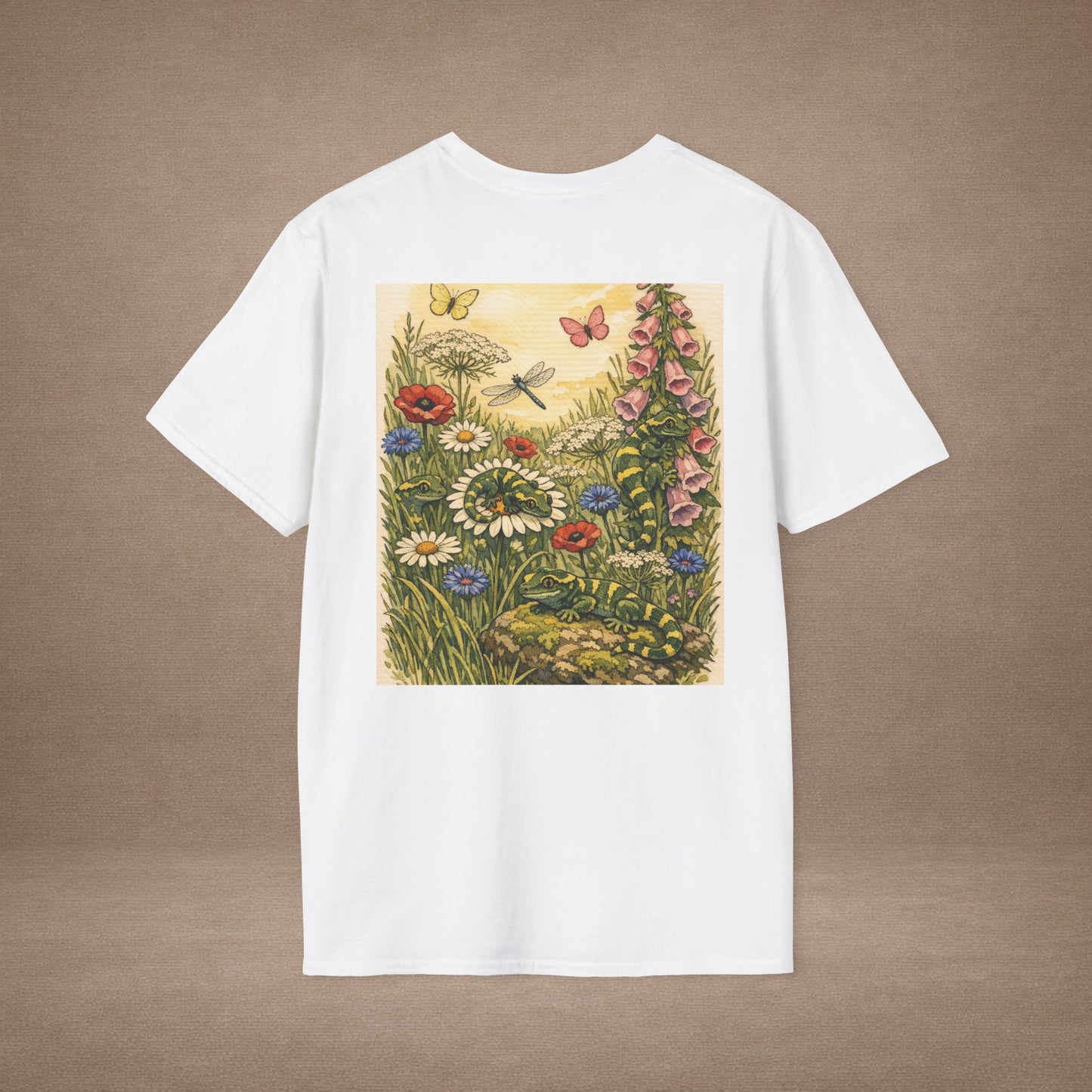 Field of Wildflowers cottagecore gecko t-shirt · Garden Gecko · Gold Gecko Co.