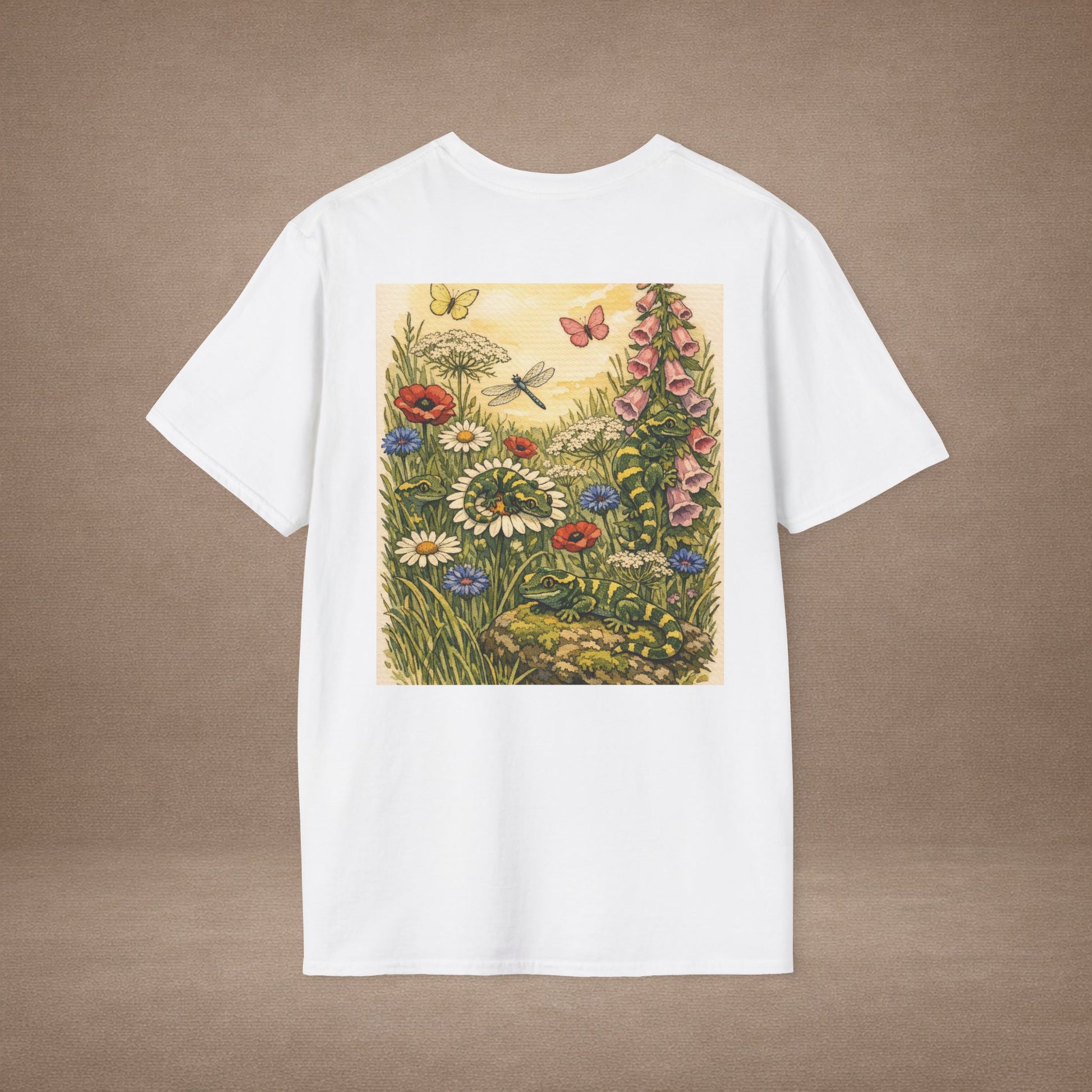 Field of Wildflowers cottagecore gecko t-shirt · Garden Gecko · Gold Gecko Co.
