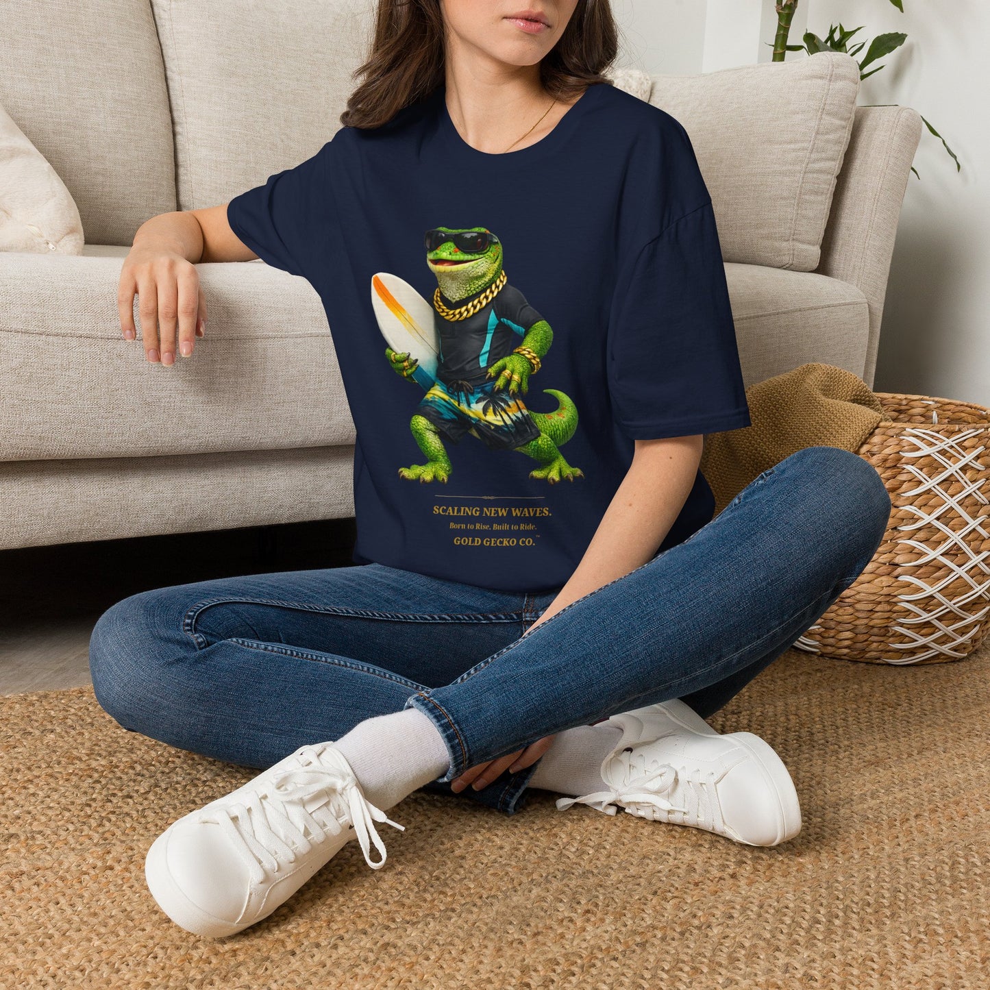 Gold Gecko Co.™ | Scaling Waves | Crested Gecko | Comfort Colors 6500
