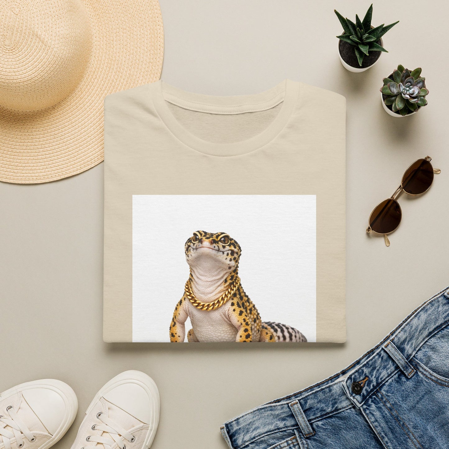 Gold Gecko Co.™ | Standing | Leopard Gecko | Comfort Colors 6500