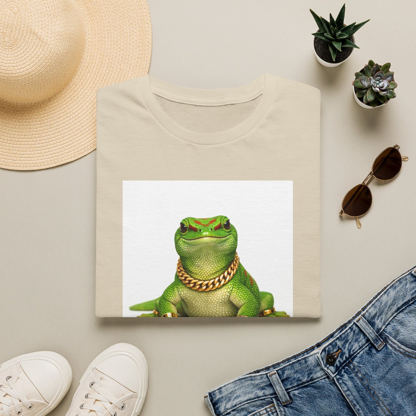 Gold Gecko Co.™ | Portrait | Day Gecko | Comfort Colors 6500