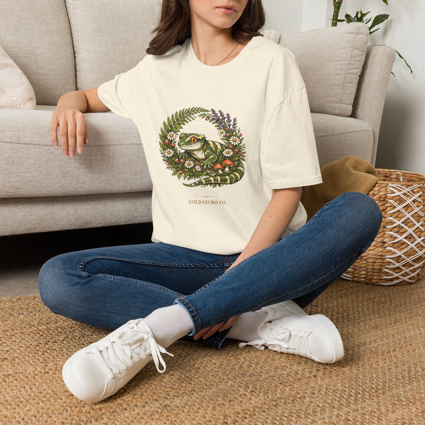 Garden Gecko leopard gecko t-shirt with botanical ferns, mushrooms, and daisies — Gold Gecko Co. cottagecore collection