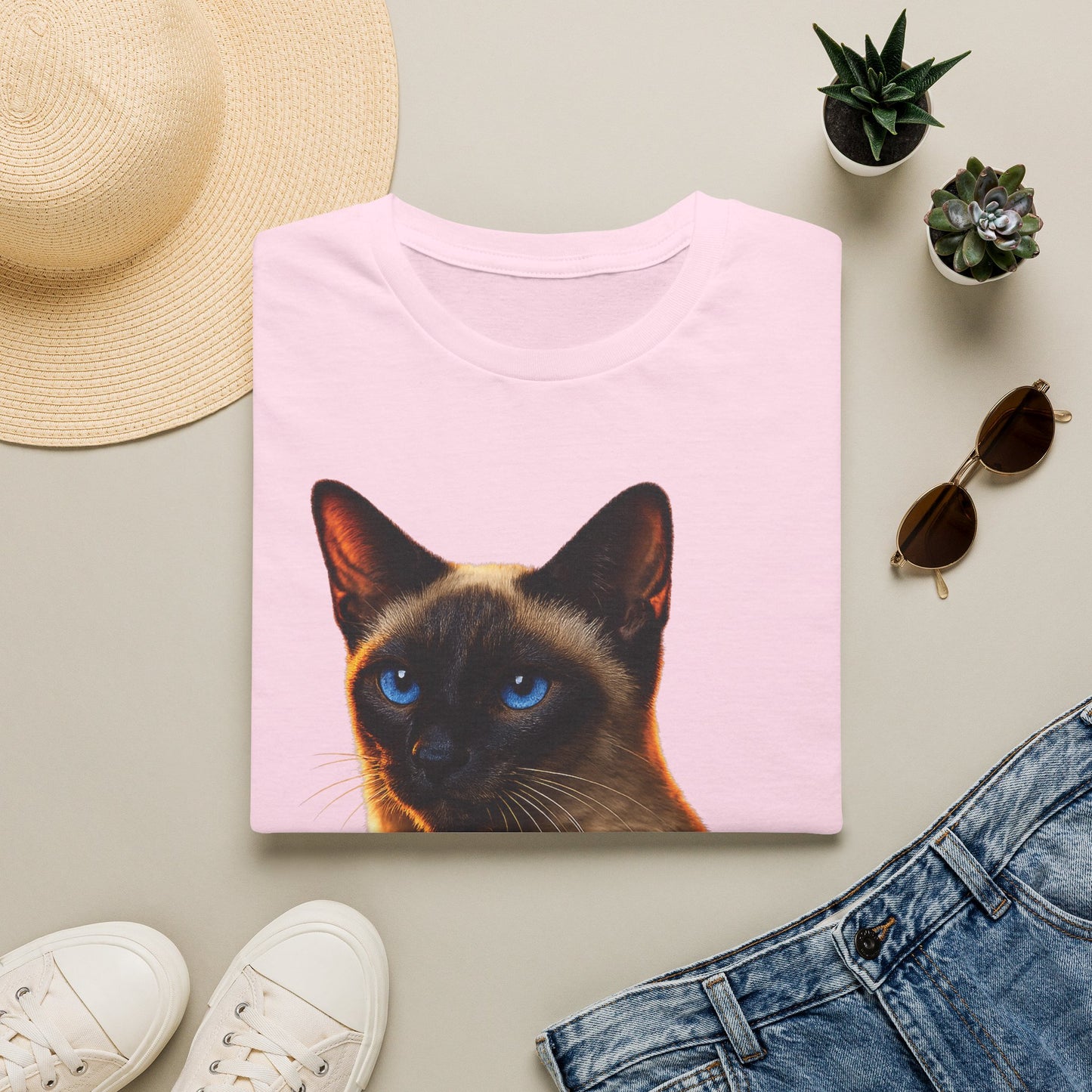 Siamese — Talk Of The Town — photoreal cat breed portraits paired with tiny gecko compani. Gold Gecko Co. Cats & Geckos collection.