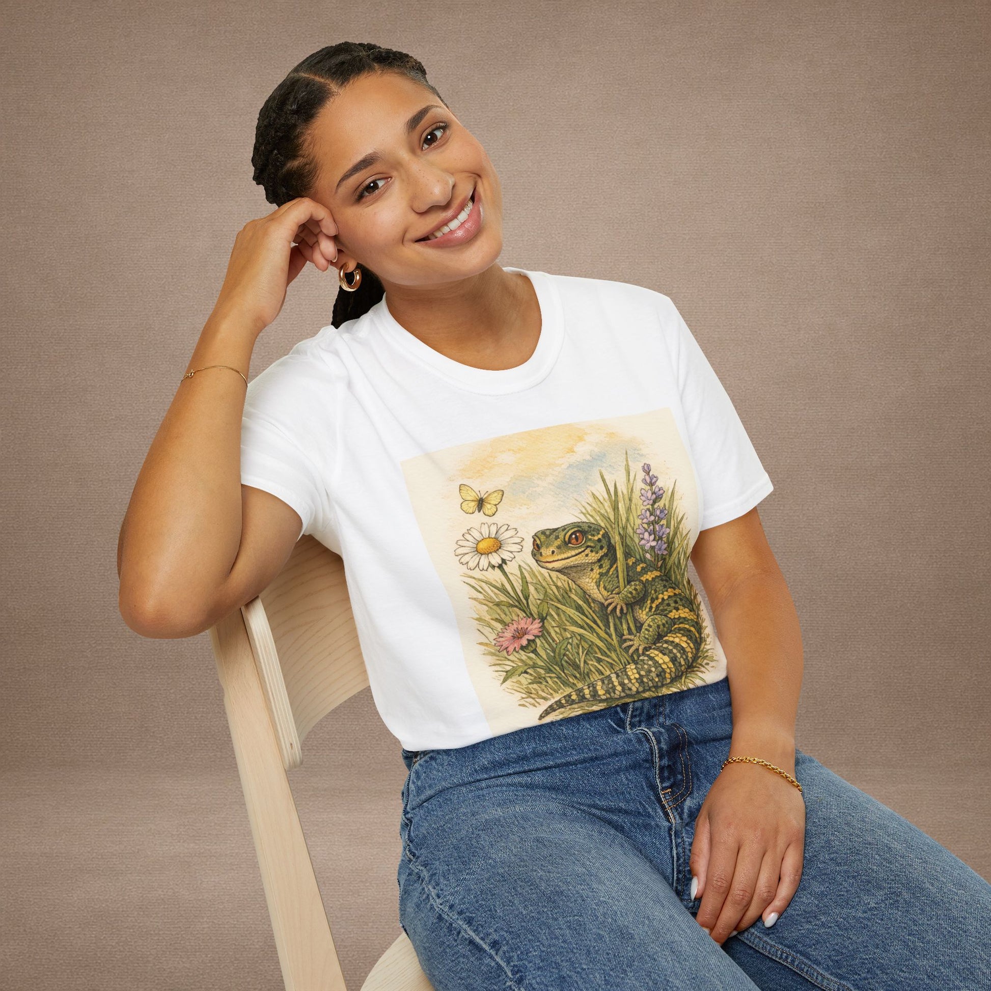 Field of Wildflowers cottagecore gecko t-shirt · Garden Gecko · Gold Gecko Co.