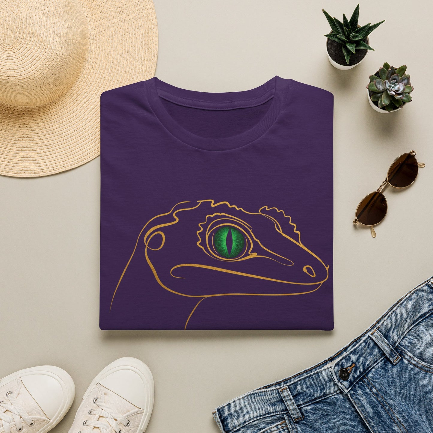 Emerald Gecko single-line art with emerald green gem eye — Gold Gecko Co. Line & Gold collection (Dark)