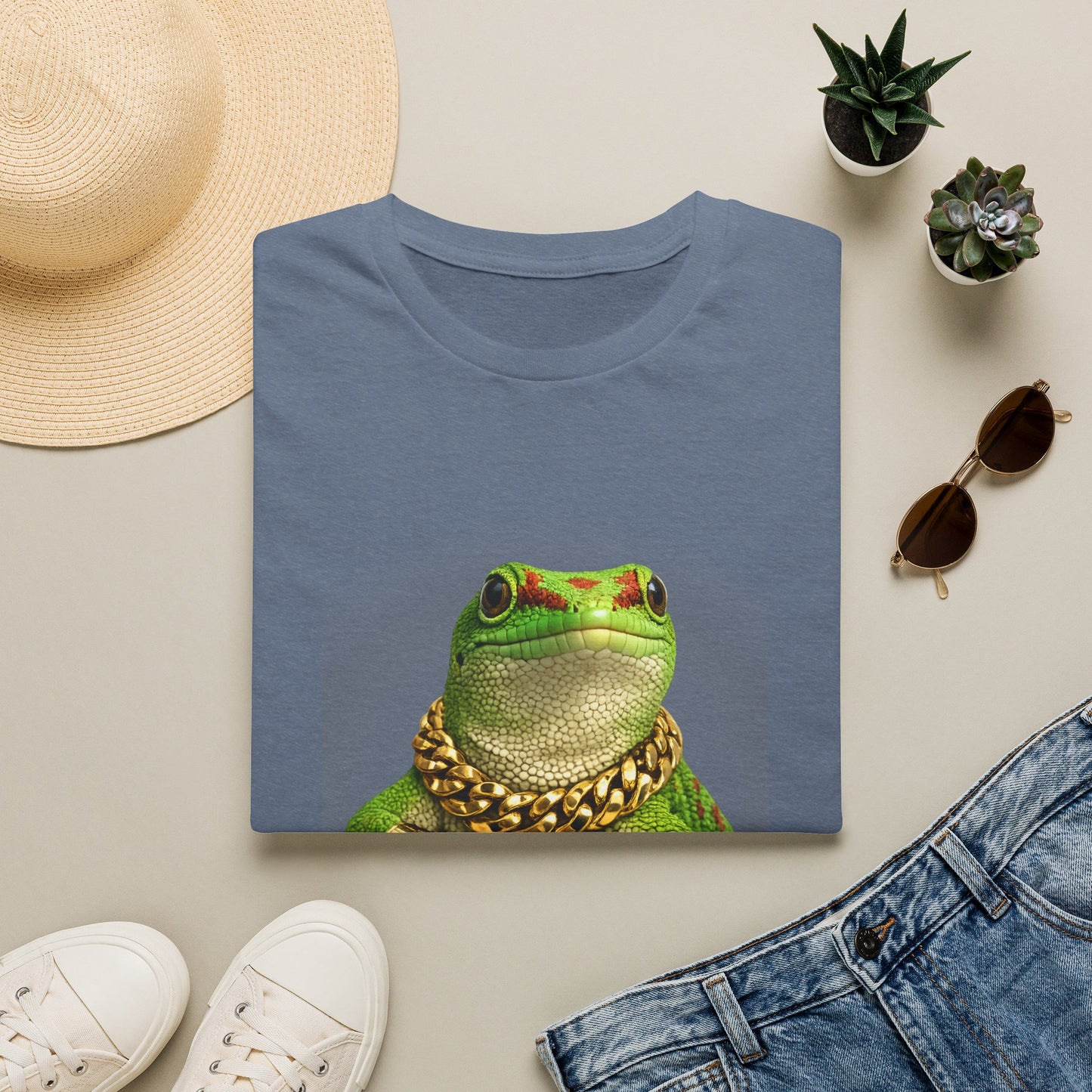 Gold Gecko Co.™ | Aquí Mando Yo | Day Gecko | Comfort Colors 6500