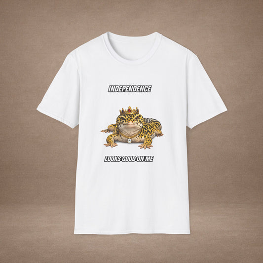 DESIGN #13 Independence Looks Good On Me — 4th of July Tee