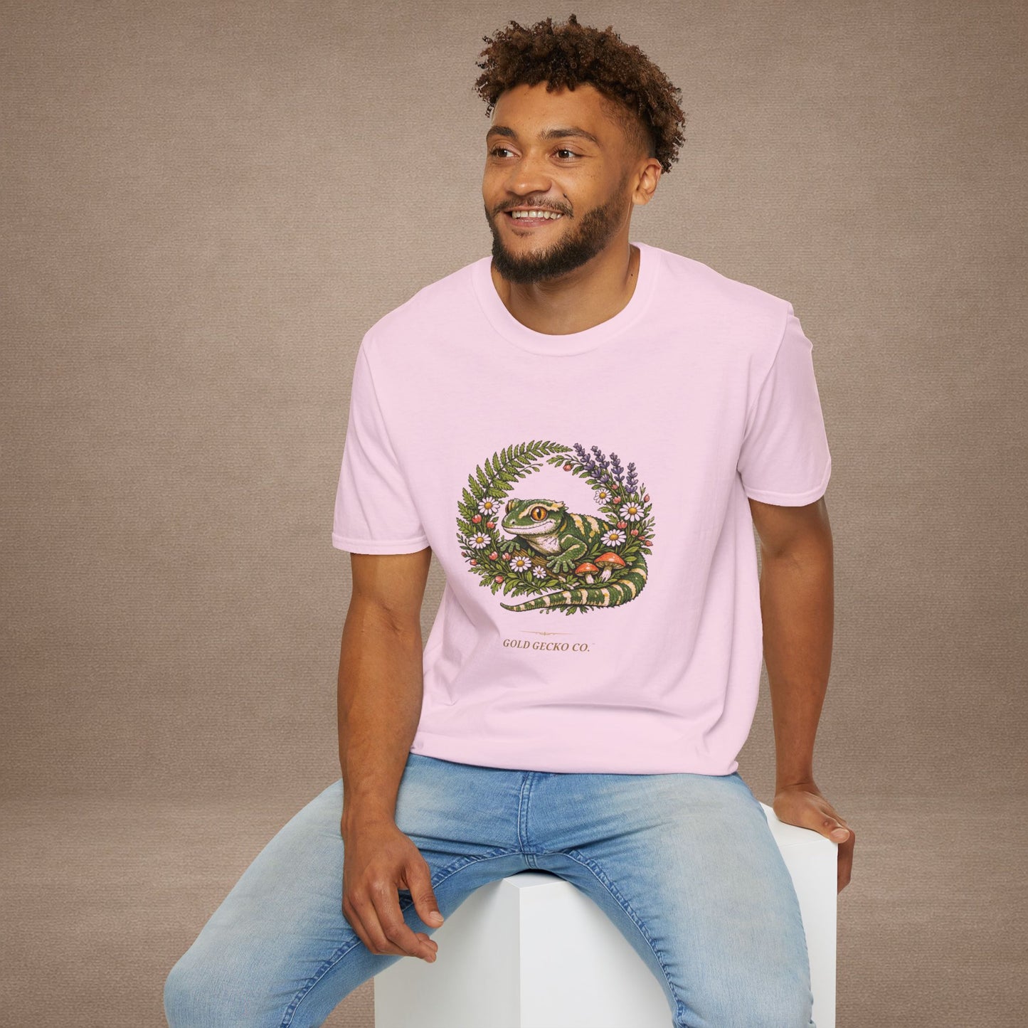 Garden Gecko T-Shirt · Botanical Wreath Back — Gold Gecko Co.