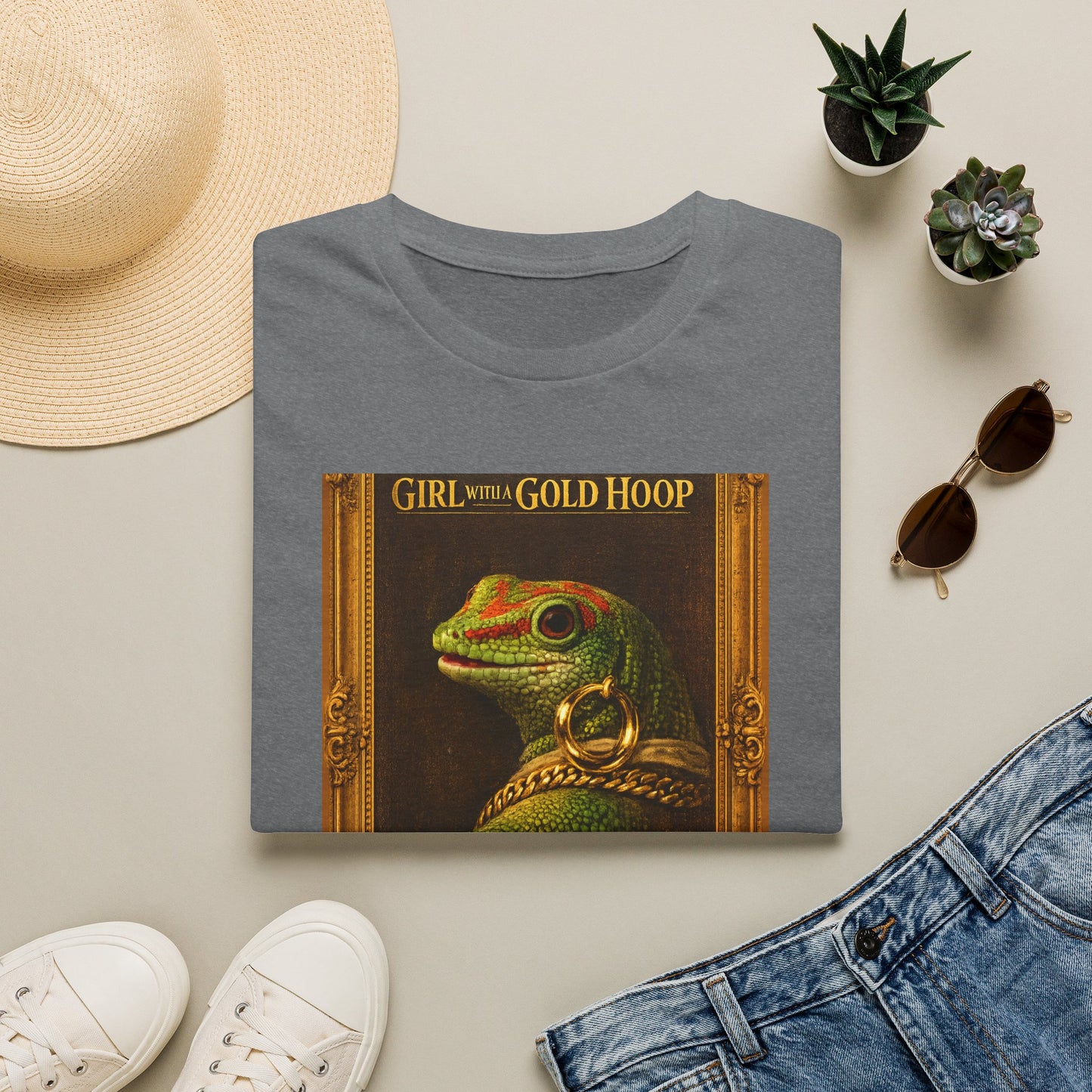 Col1119-7-V1-TS-CC6500-GoldHoopGirl-Crested-GoldGeckoCo