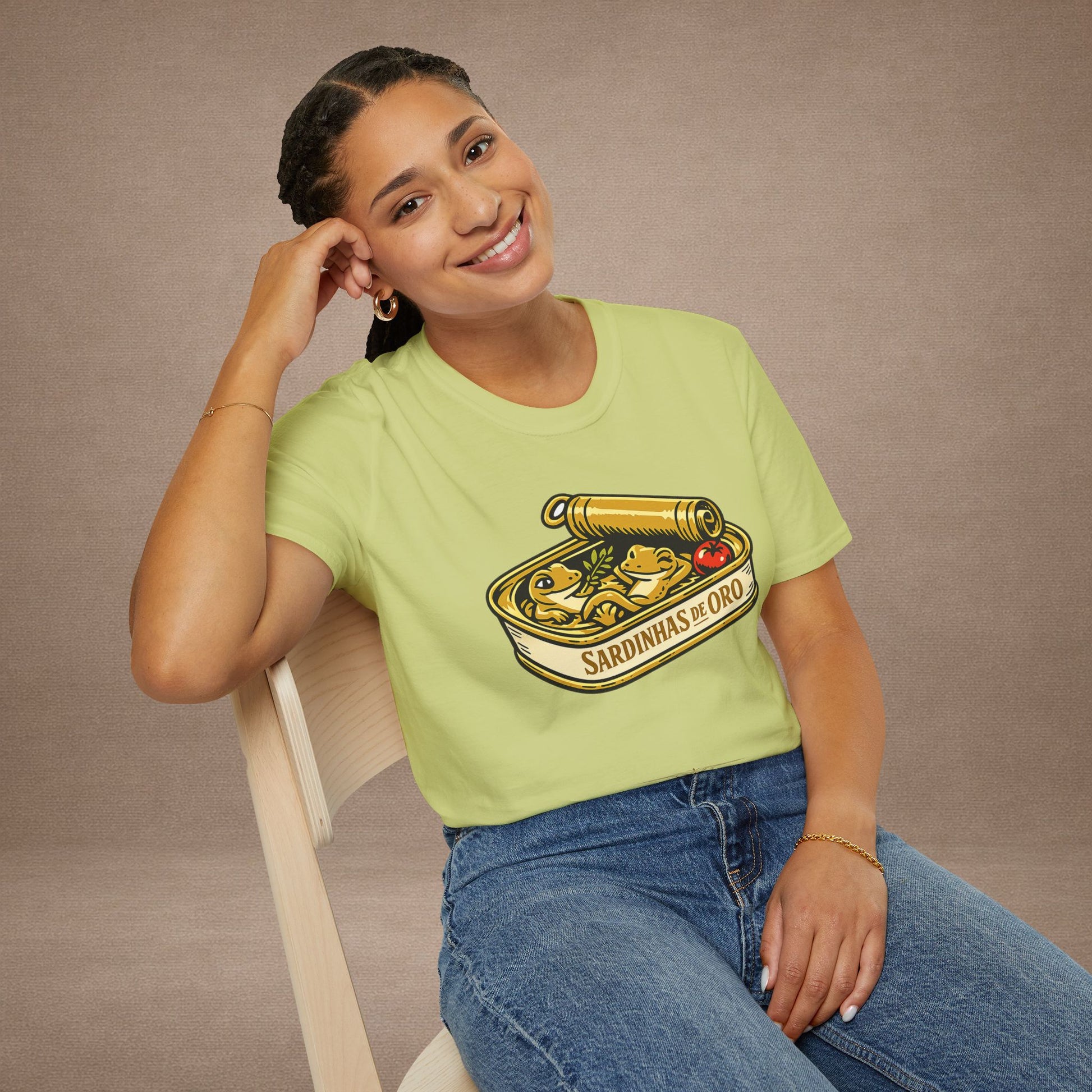 Sardinhas de Ouro Portuguese fish market graphic t-shirt — Gold Gecko Co.
