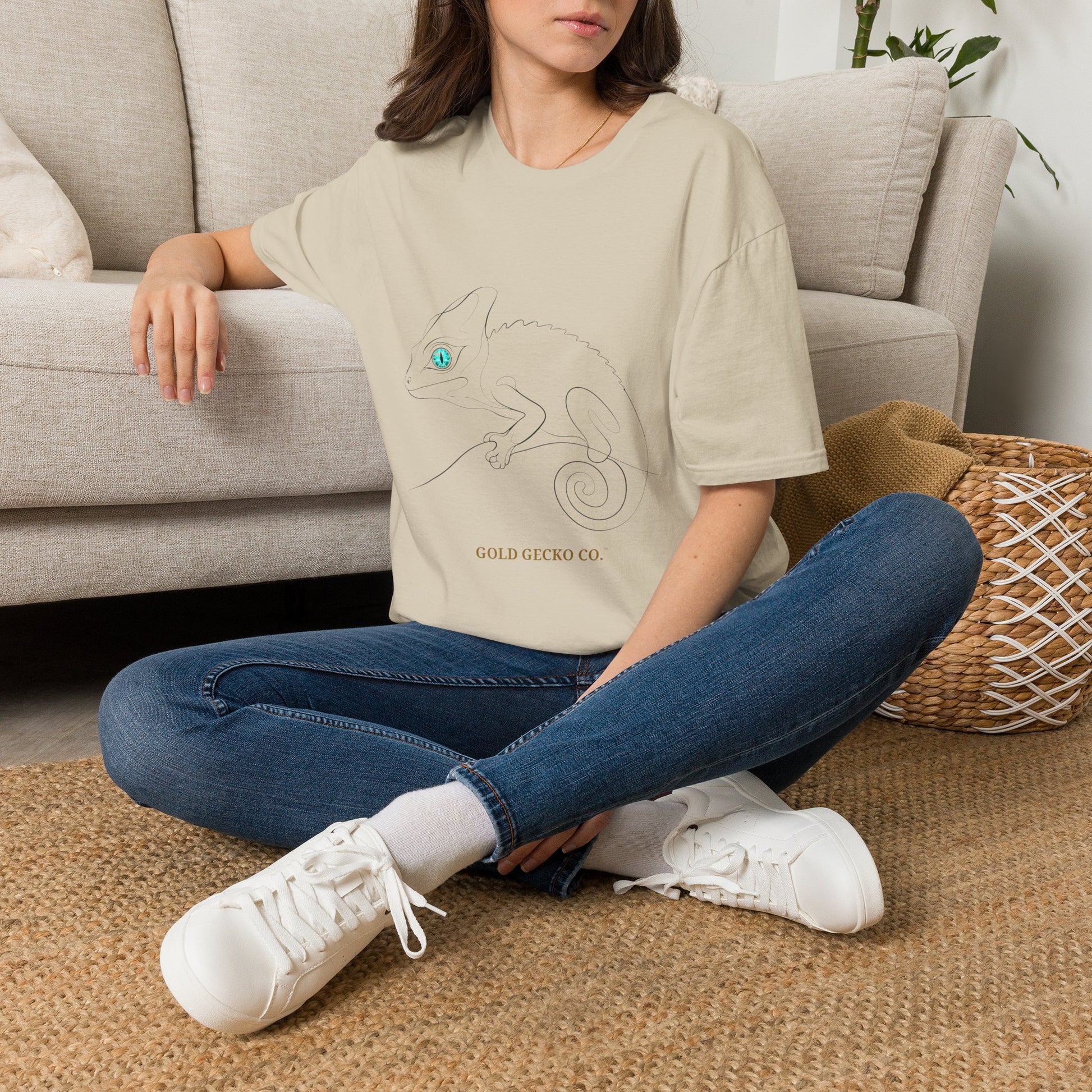 Turquoise Chameleon single-line art with turquoise gem eye — Gold Gecko Co. Line & Gold collection (Light)