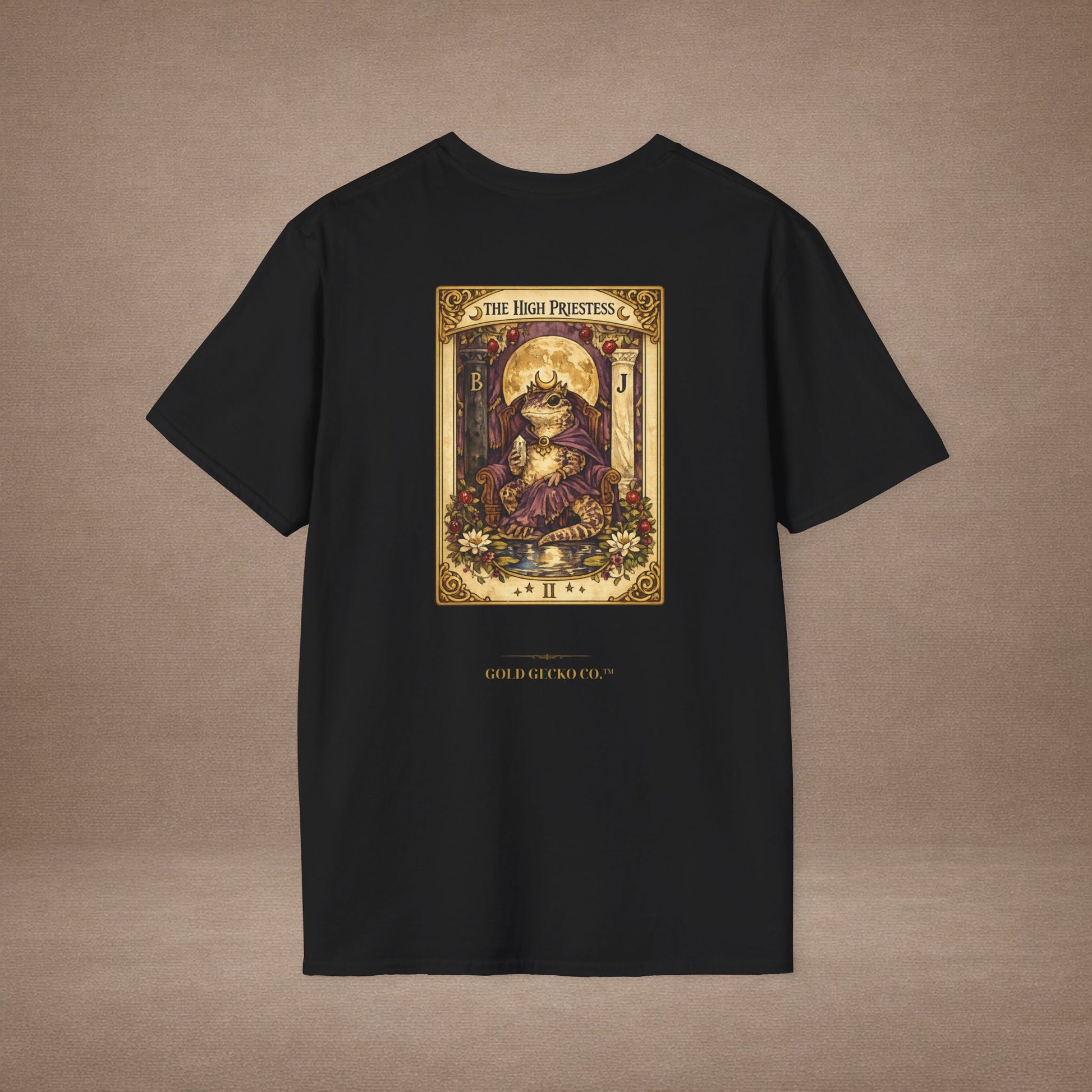 The High Priestess gecko tarot t-shirt · Moon Phase Coven · Gold Gecko Co.
