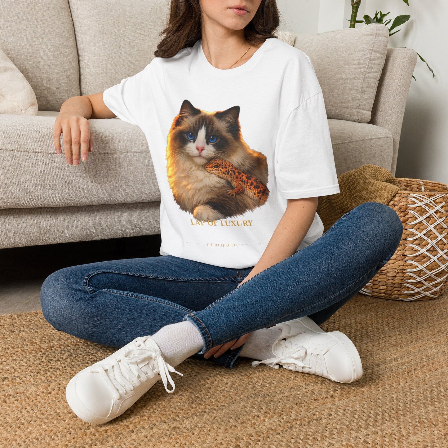 Ragdoll — Lap Of Luxury — photoreal cat breed portraits paired with tiny gecko compani. Gold Gecko Co. Cats & Geckos collection.