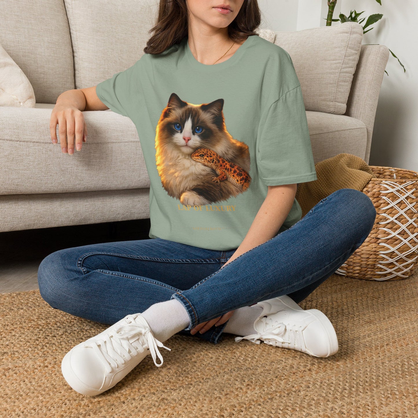 Ragdoll — Lap Of Luxury — photoreal cat breed portraits paired with tiny gecko compani. Gold Gecko Co. Cats & Geckos collection.