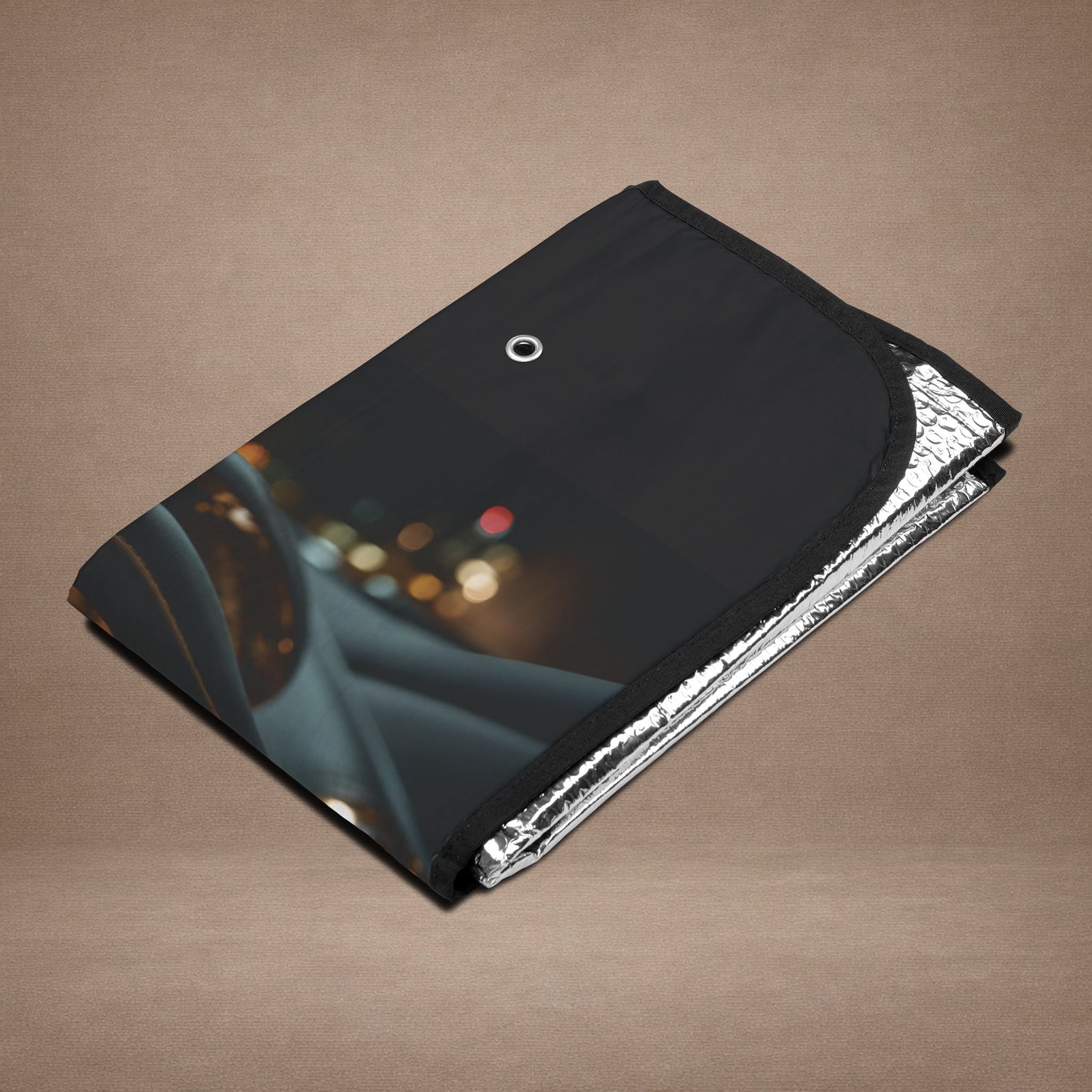 Col3001-5-V1-SS-ArtsAdd-PullUpInStyle-CityArrival-MultiGecko-Illustrated-GoldGeckoCo