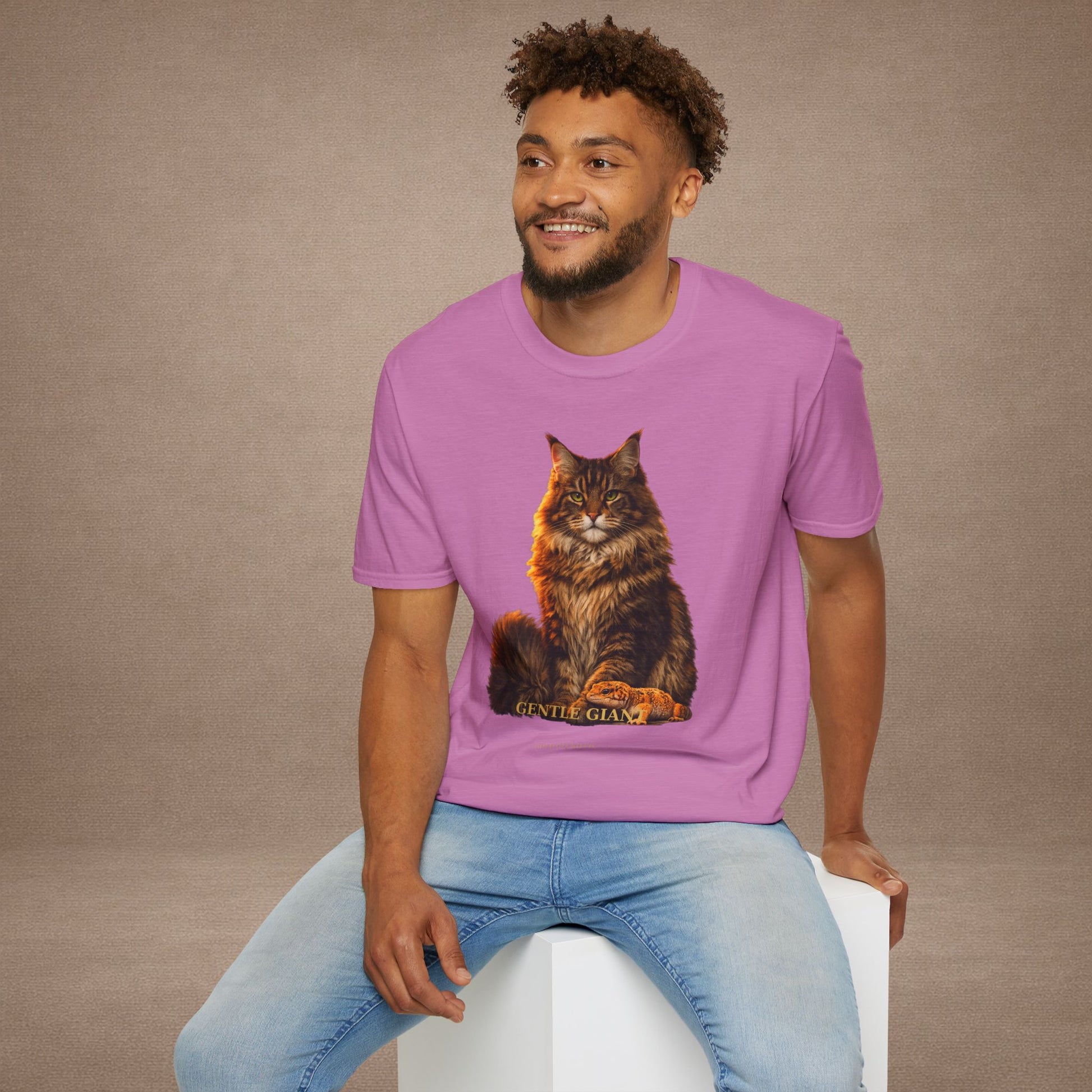 Maine Coon — Gentle Giant — photoreal cat breed portraits paired with tiny gecko compani. Gold Gecko Co. Cats & Geckos collection.