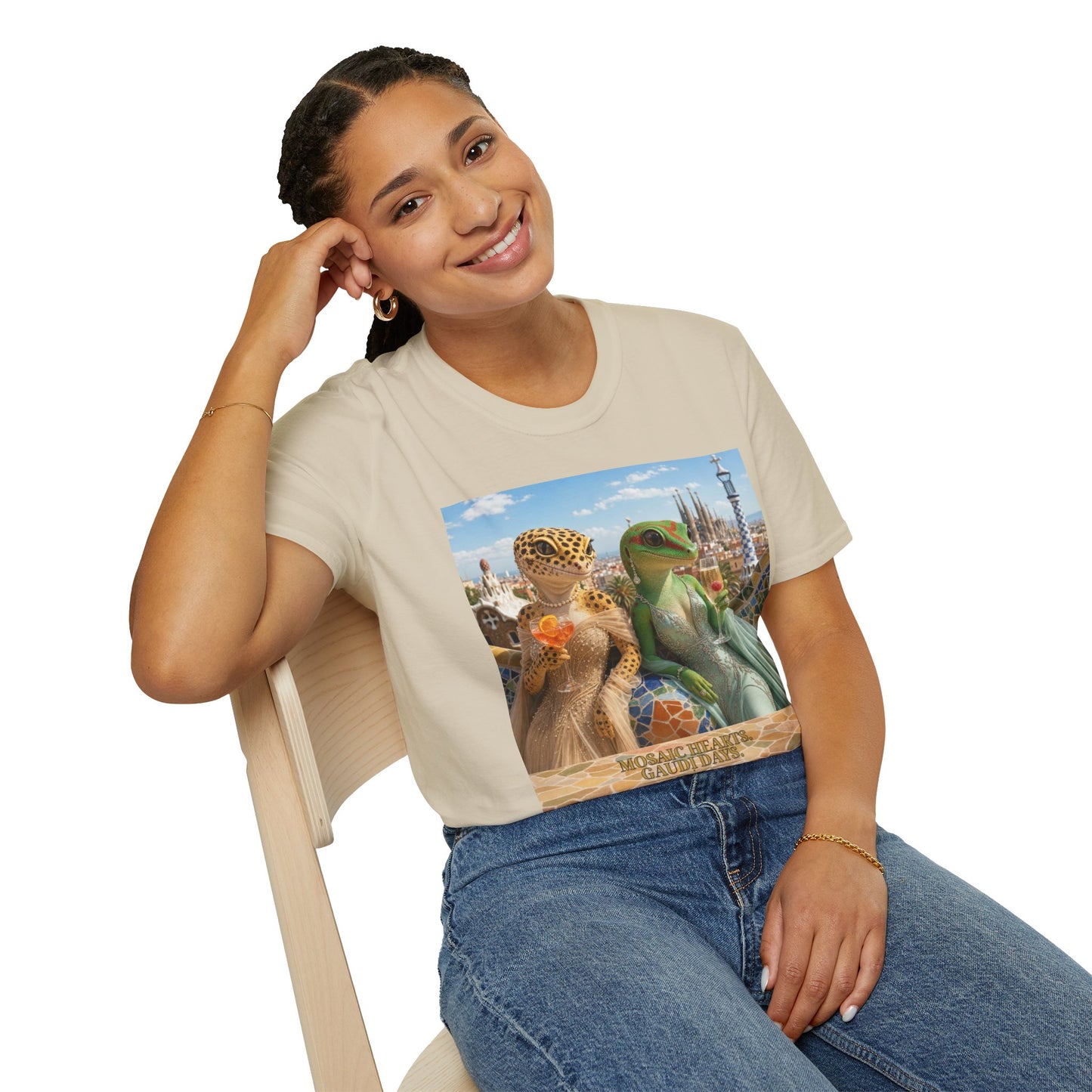 Col1137-02-V9-TS-CC6500-ParkGuell-MosaicHearts-GoldGeckoCo