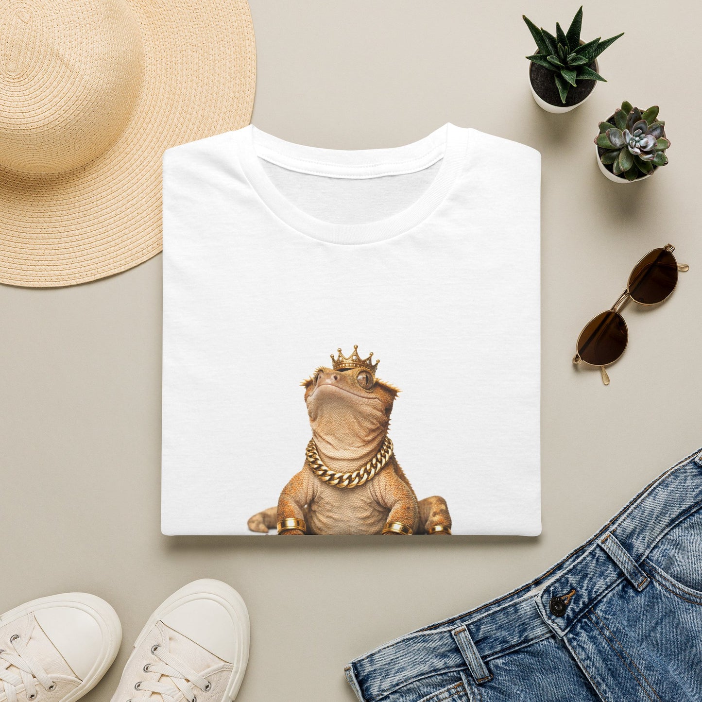 Col1102-1-V1-TS-CC6500-ChinUpCrownOn-Crested-GoldGeckoCo