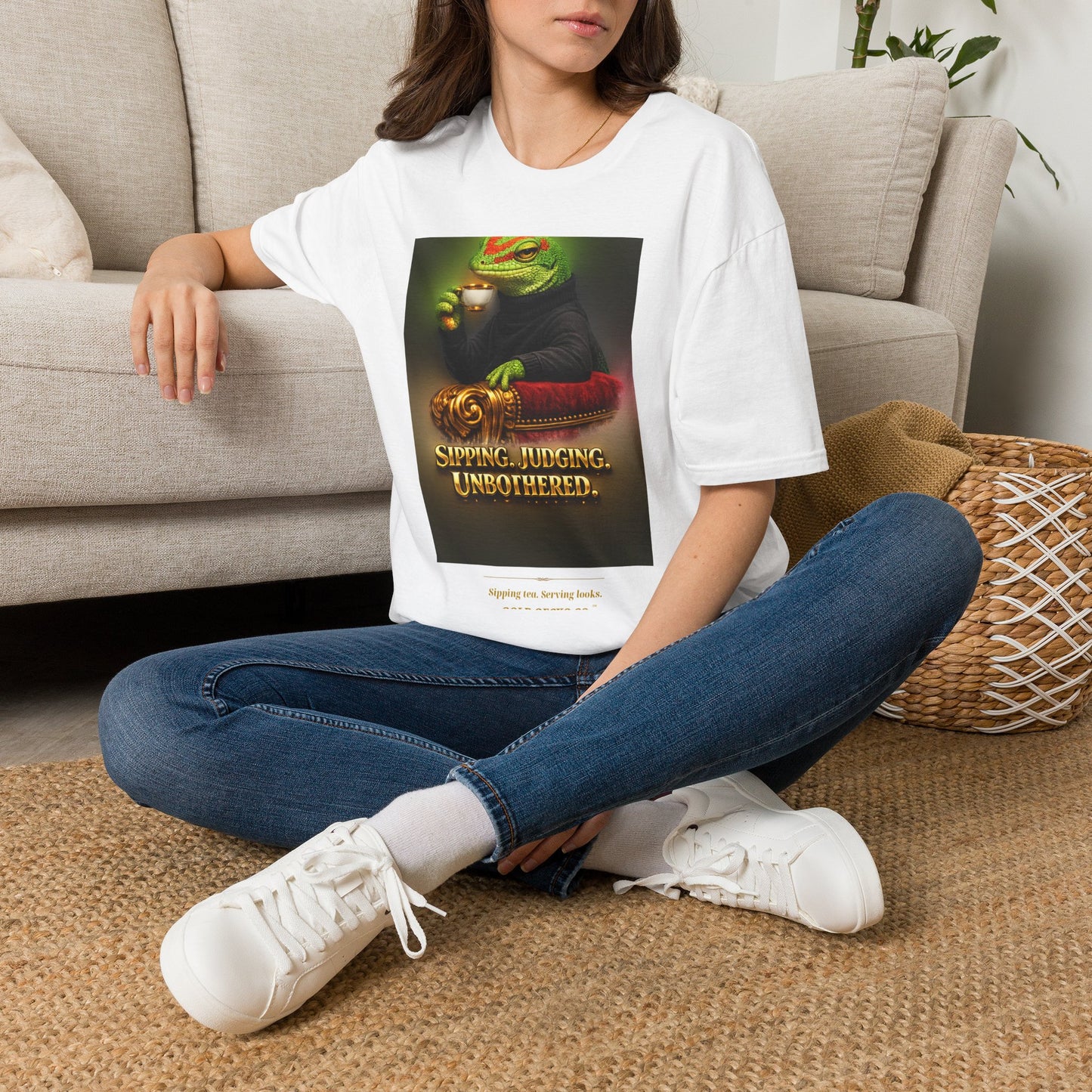 Col1123-4-V1-TS-CC6500-SippingInSilence-Day-GoldGeckoCo